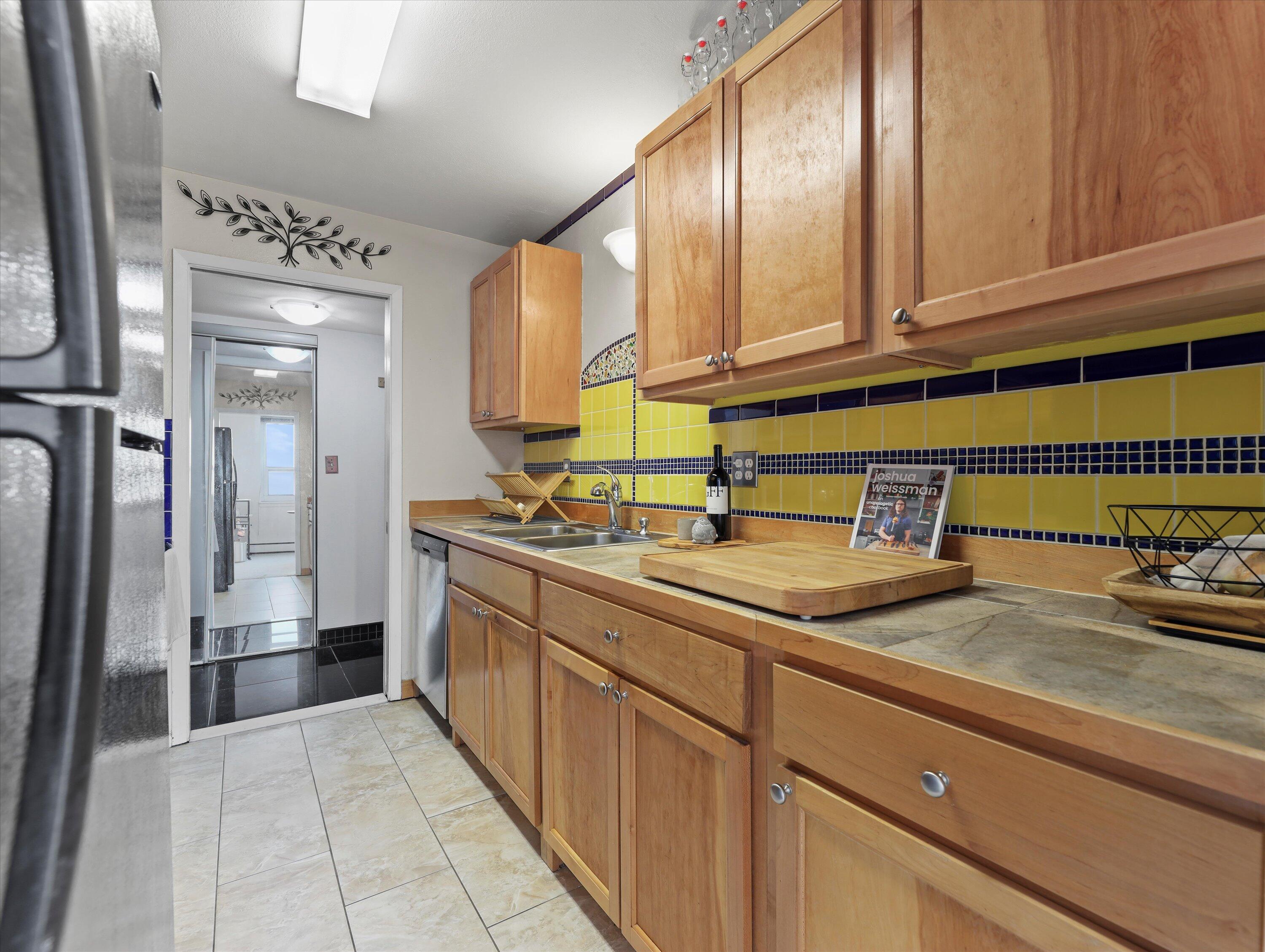 1707 N Prospect Ave 11B