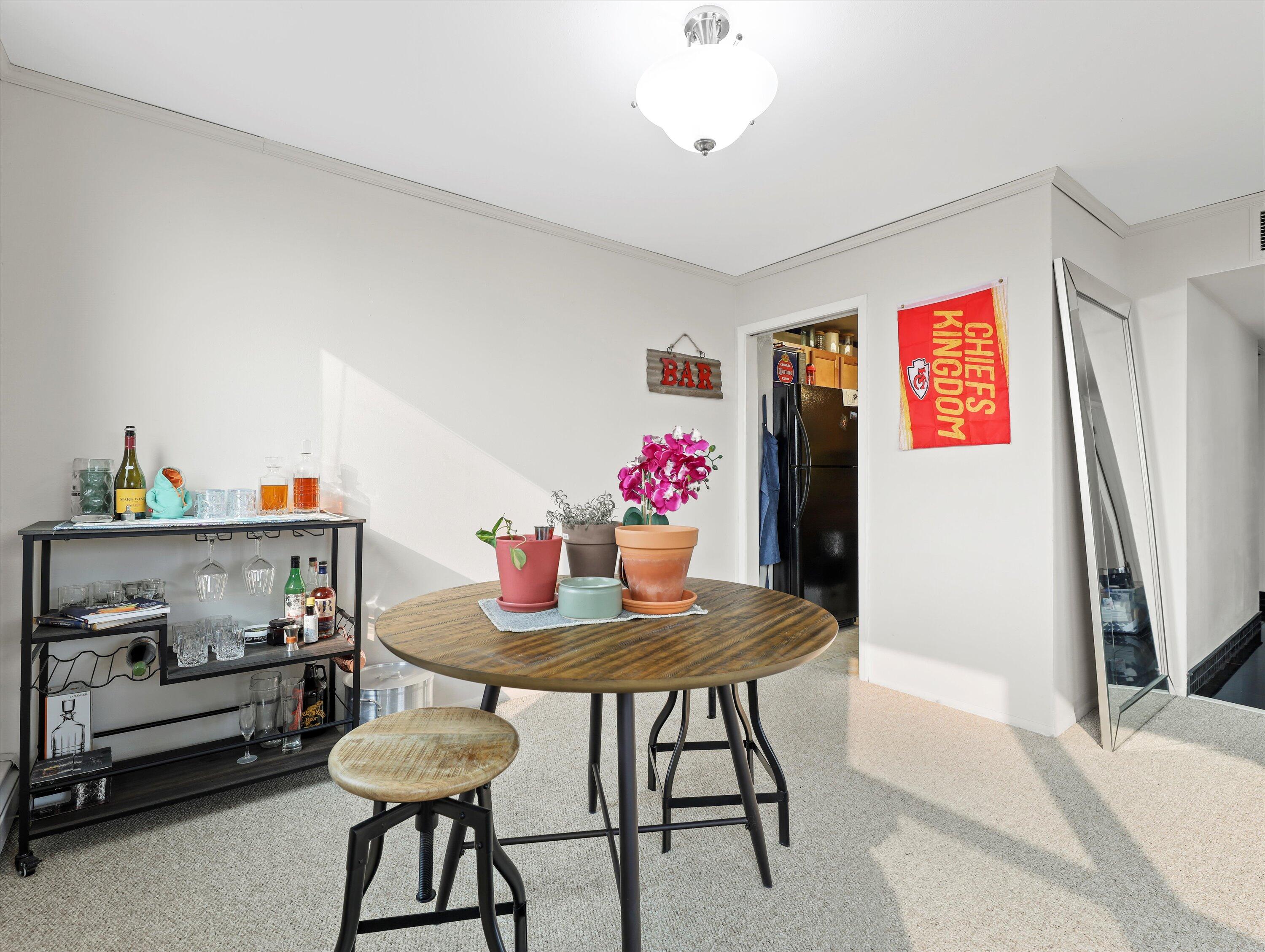 1707 N Prospect Ave 11B