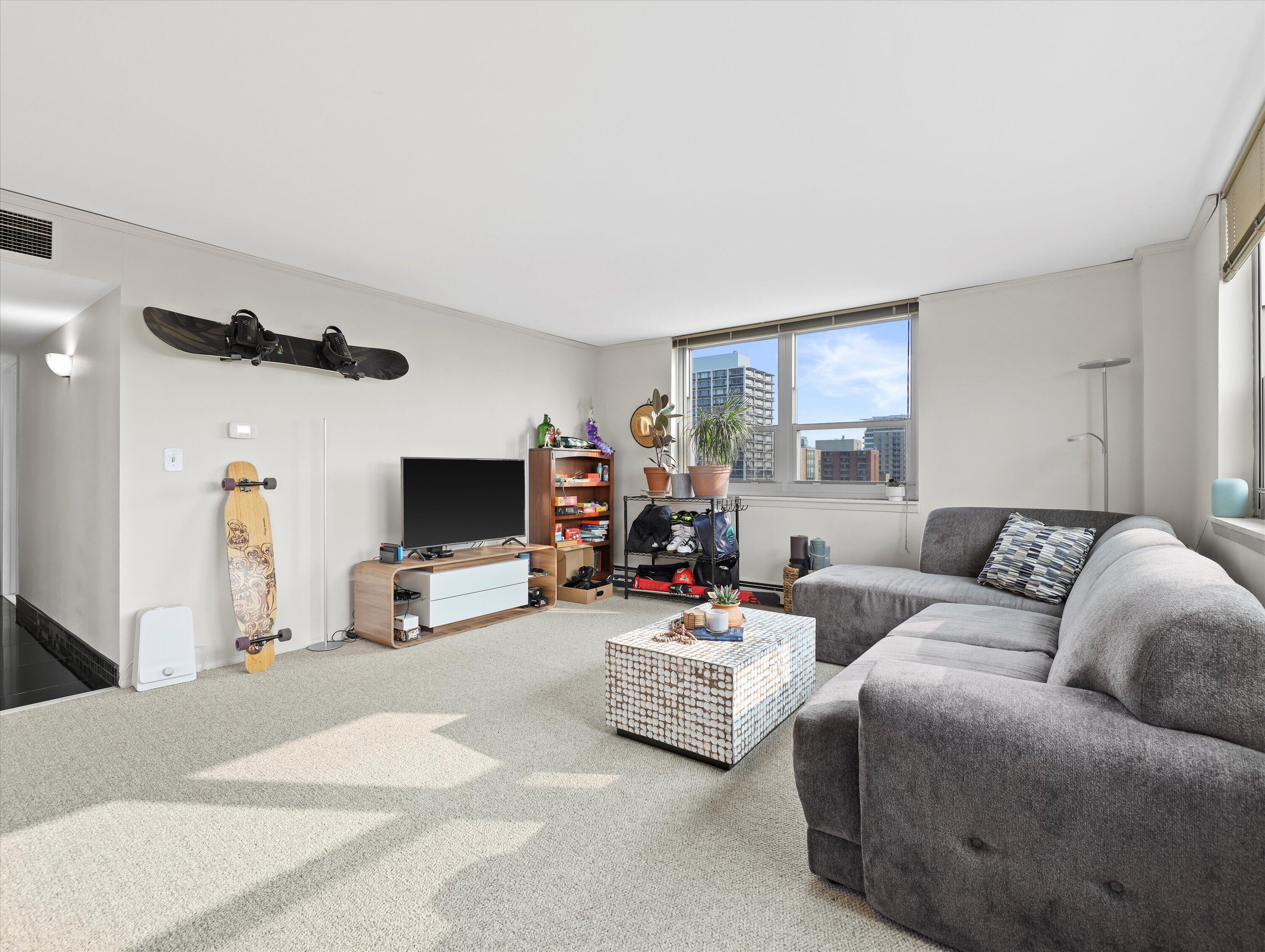 1707 N Prospect Ave 11B