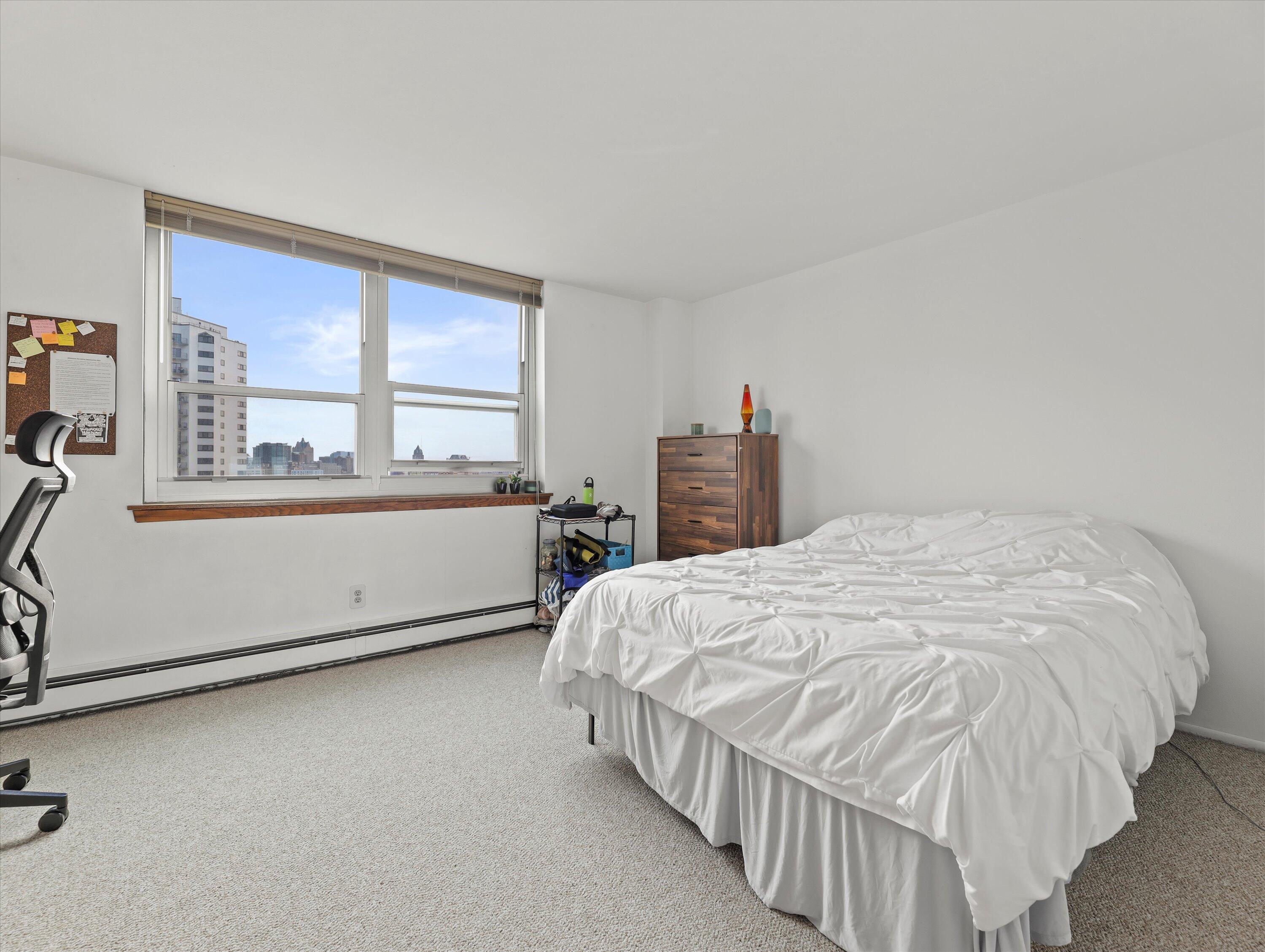 1707 N Prospect Ave 11B