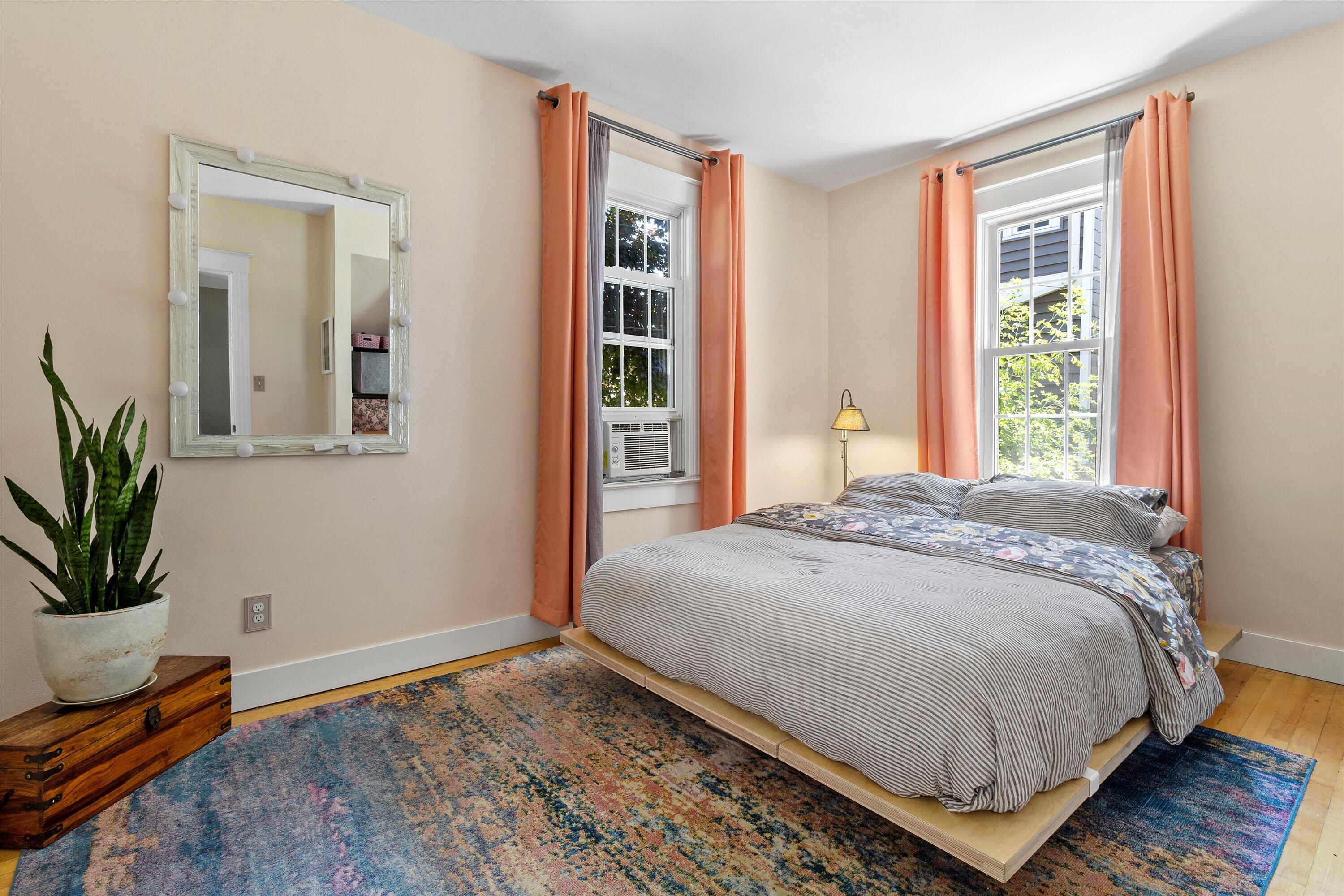 1411 E Russell Ave 3