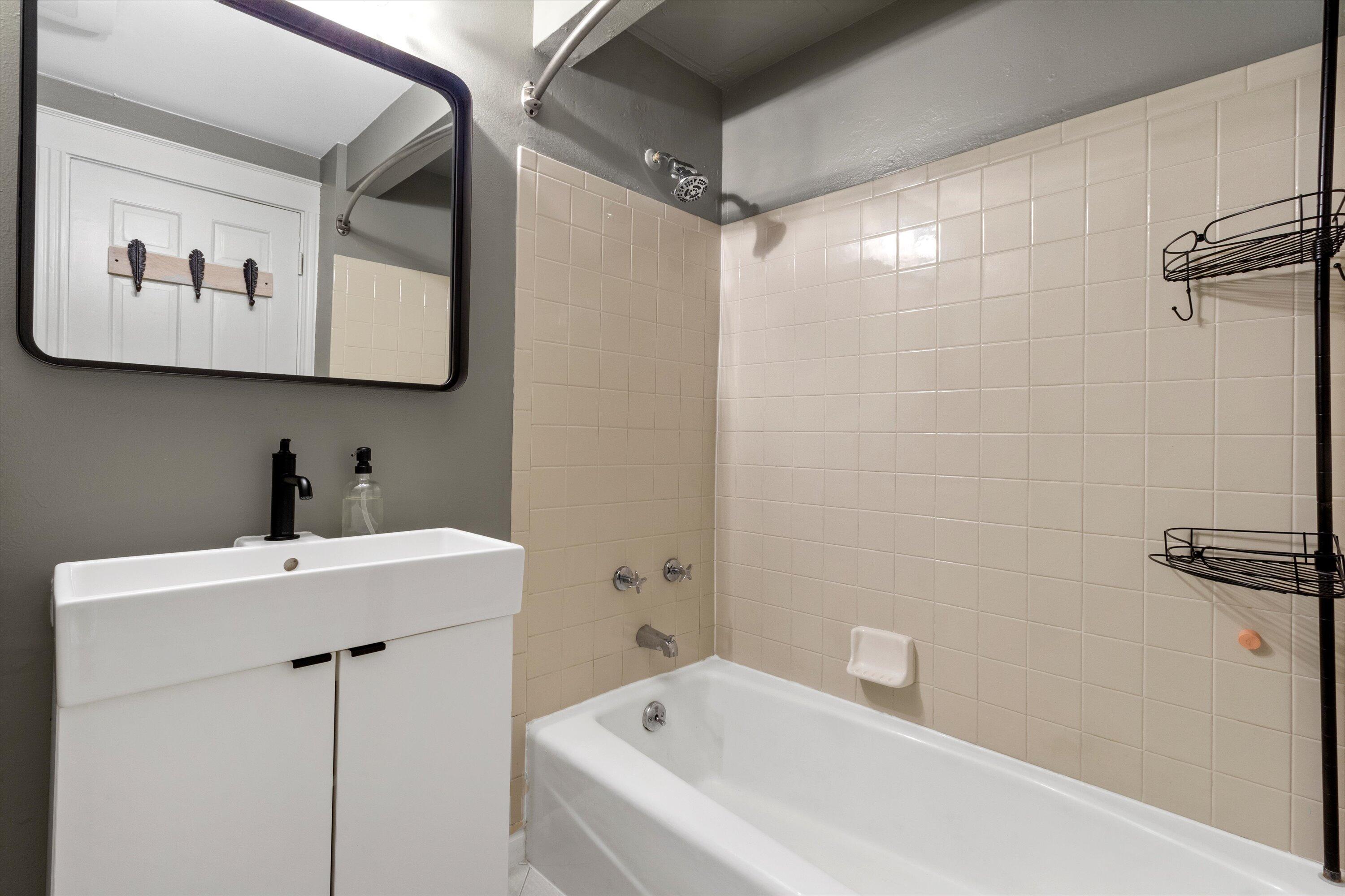 1411 E Russell Ave 3