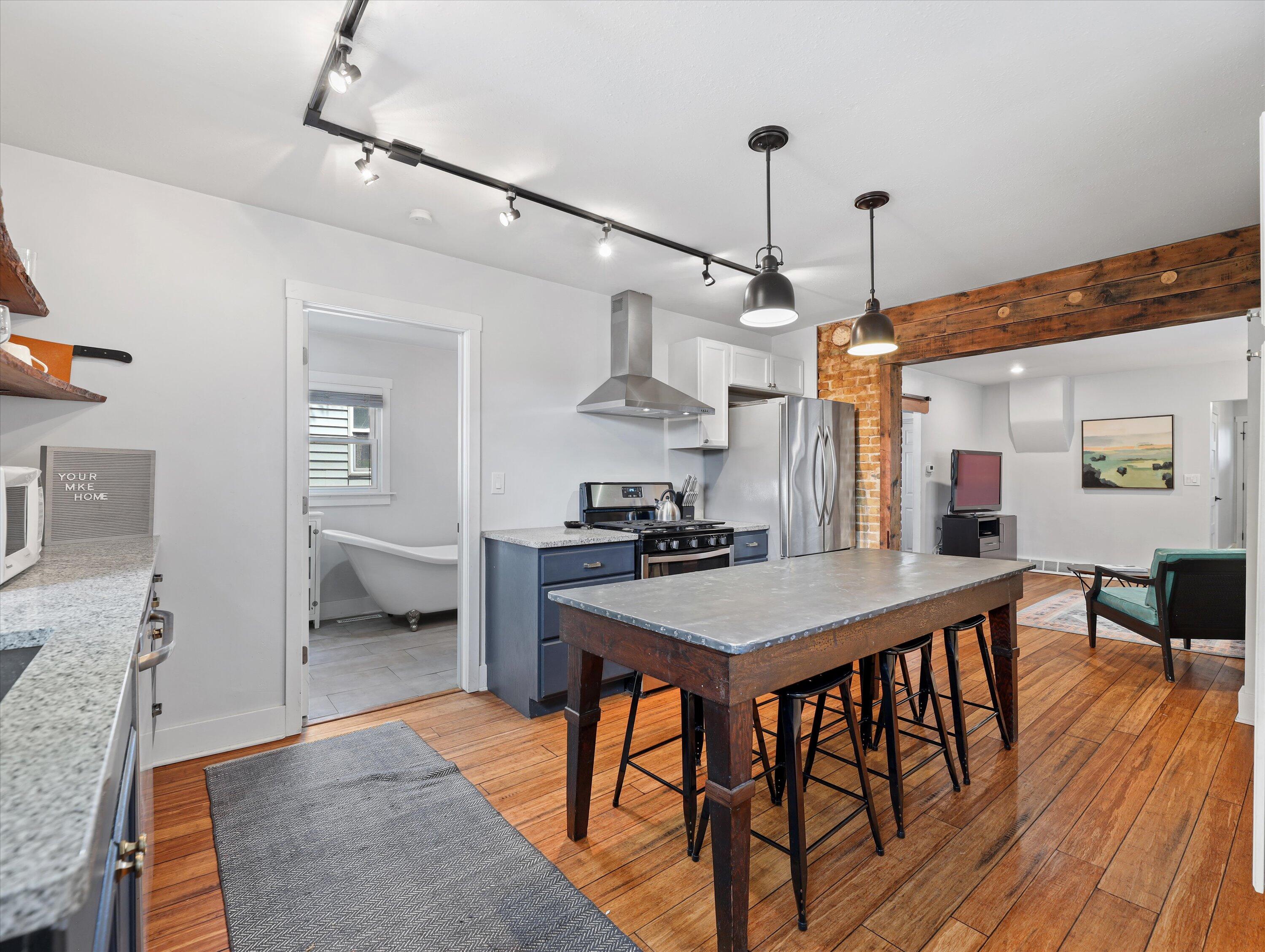 1831 Dr William Finlayson St