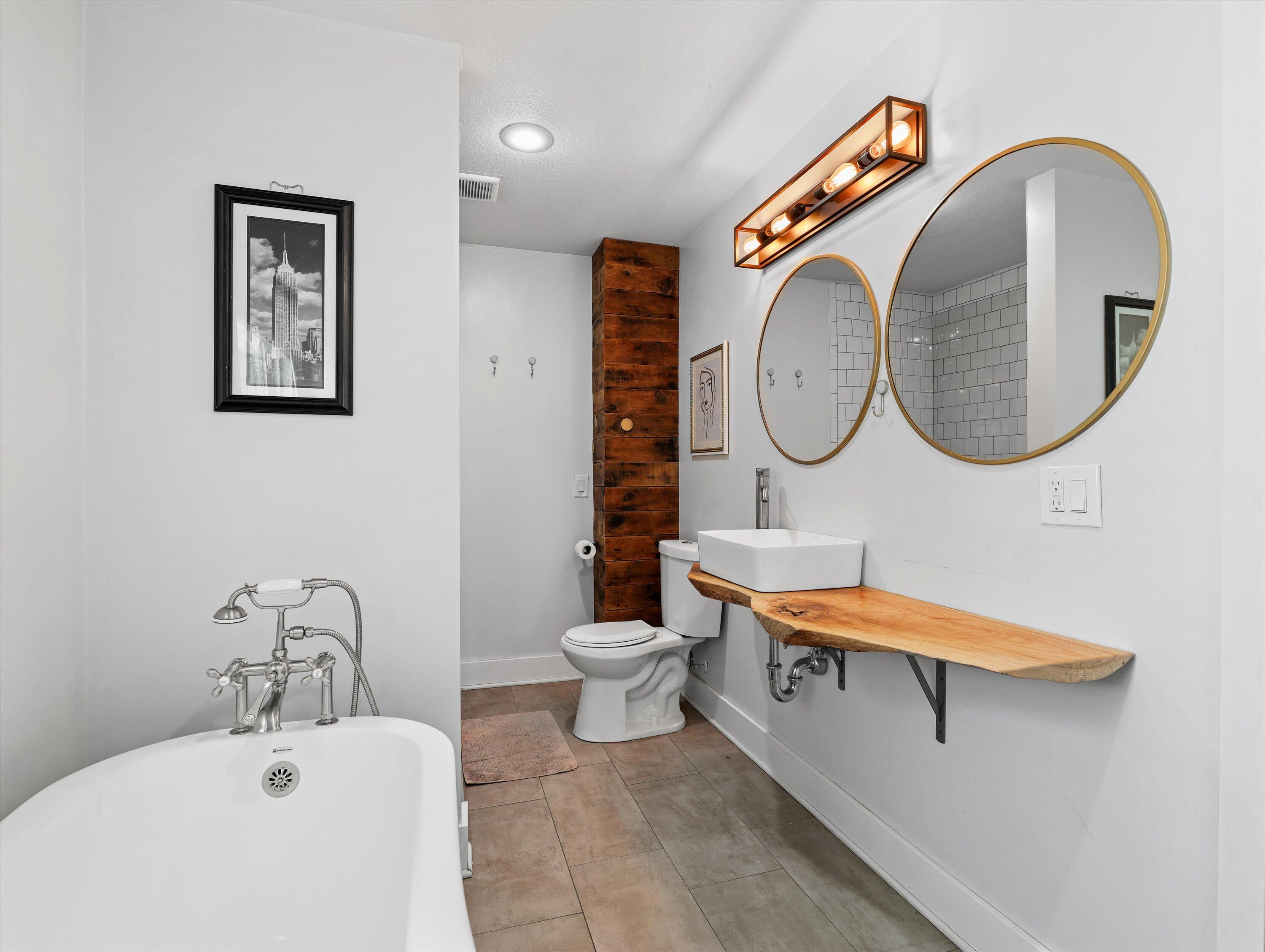 1831 Dr William Finlayson St