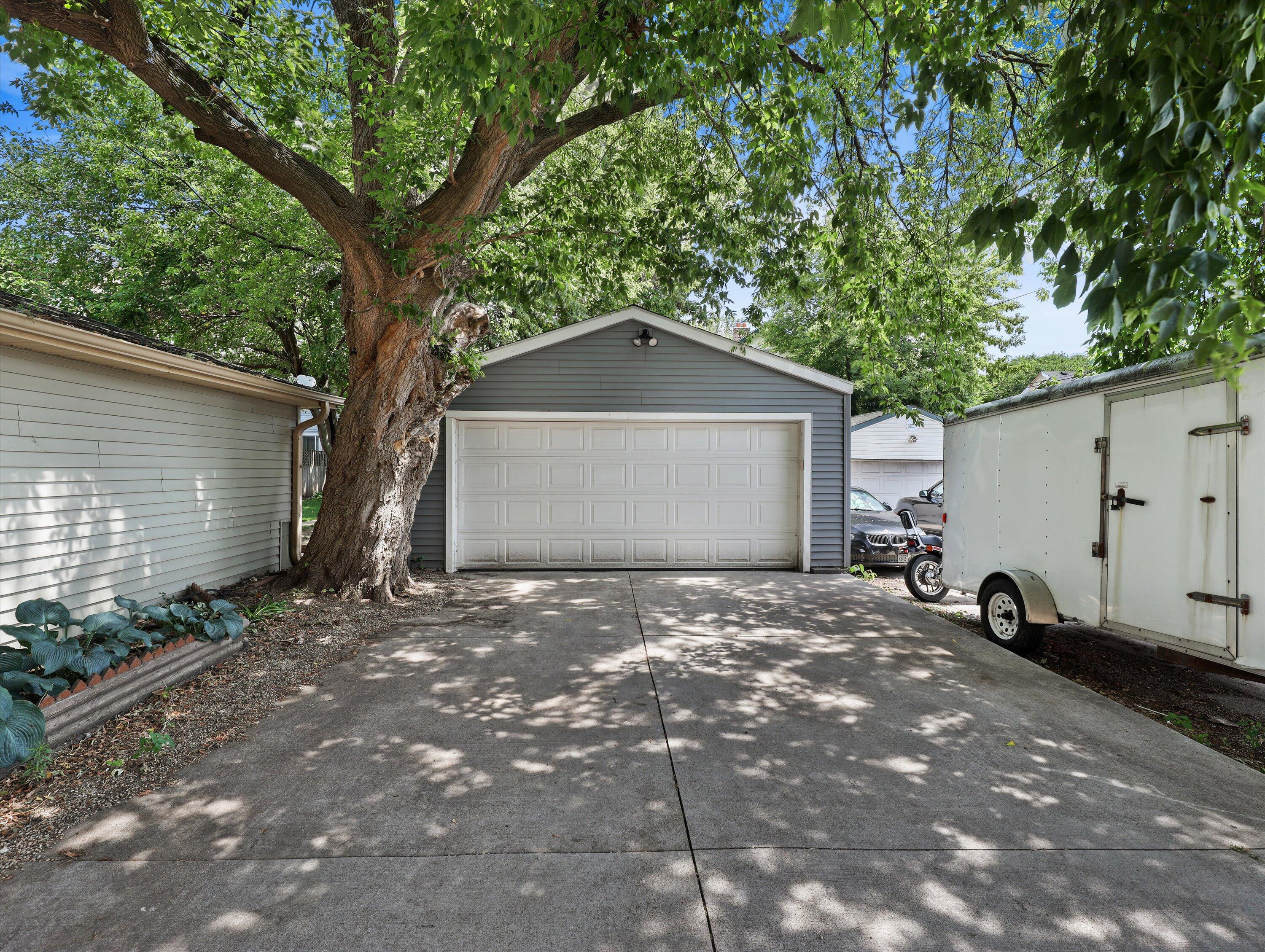 1831 Dr William Finlayson St