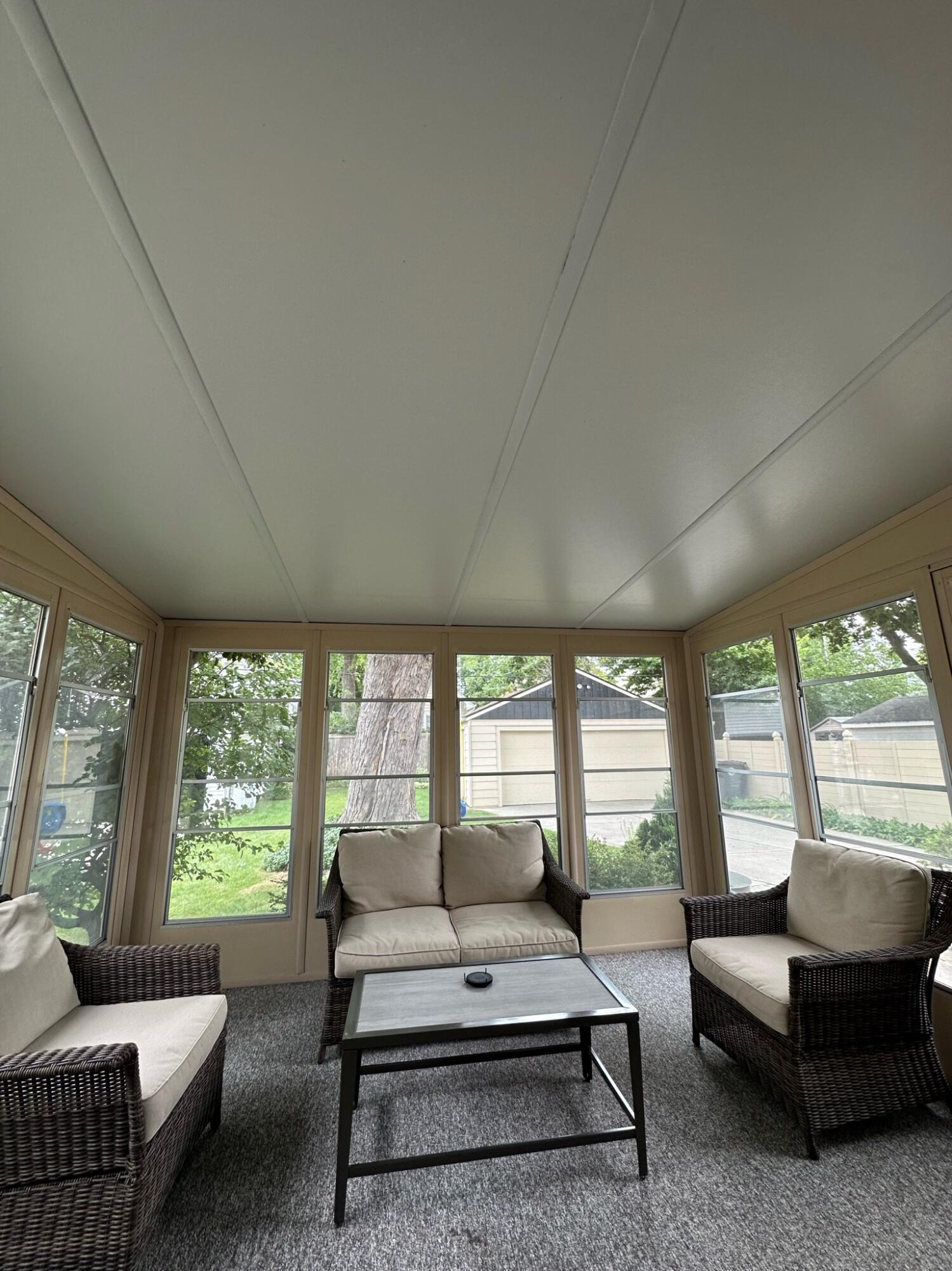 5928 N Bay Ridge Ave