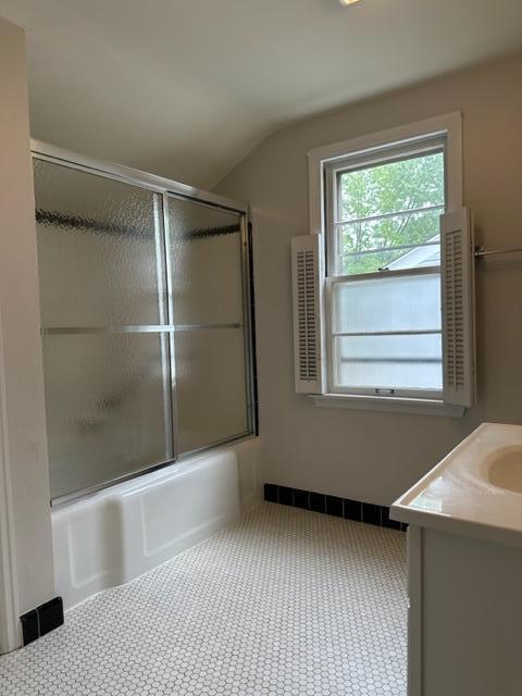 5928 N Bay Ridge Ave