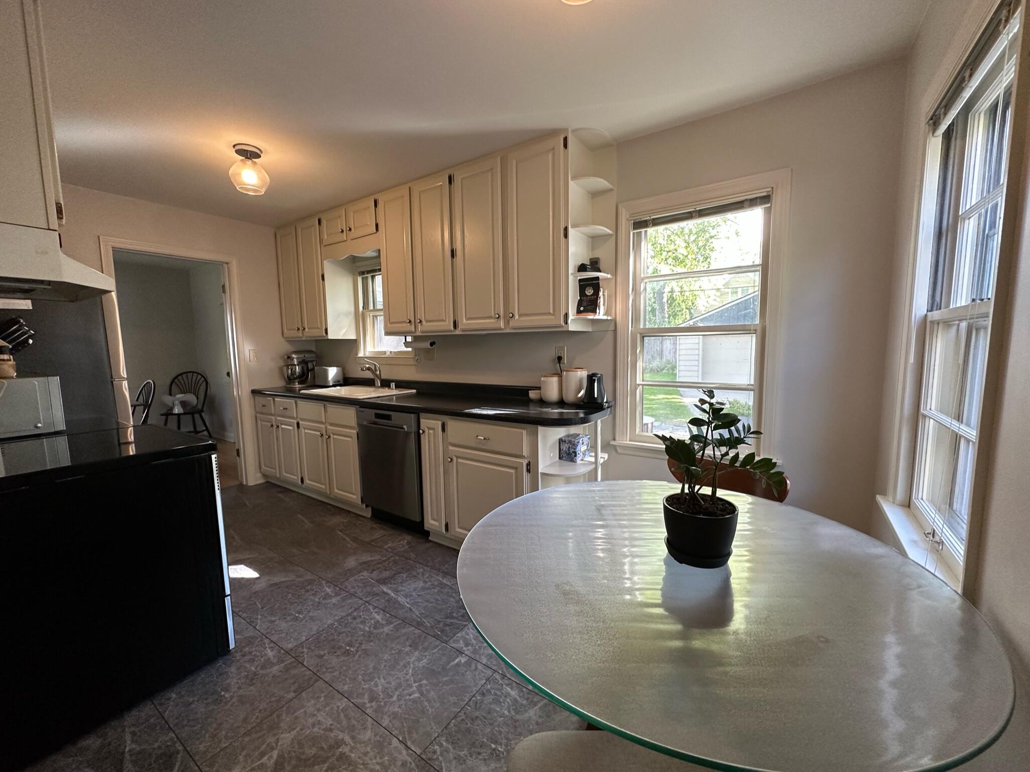 5928 N Bay Ridge Ave