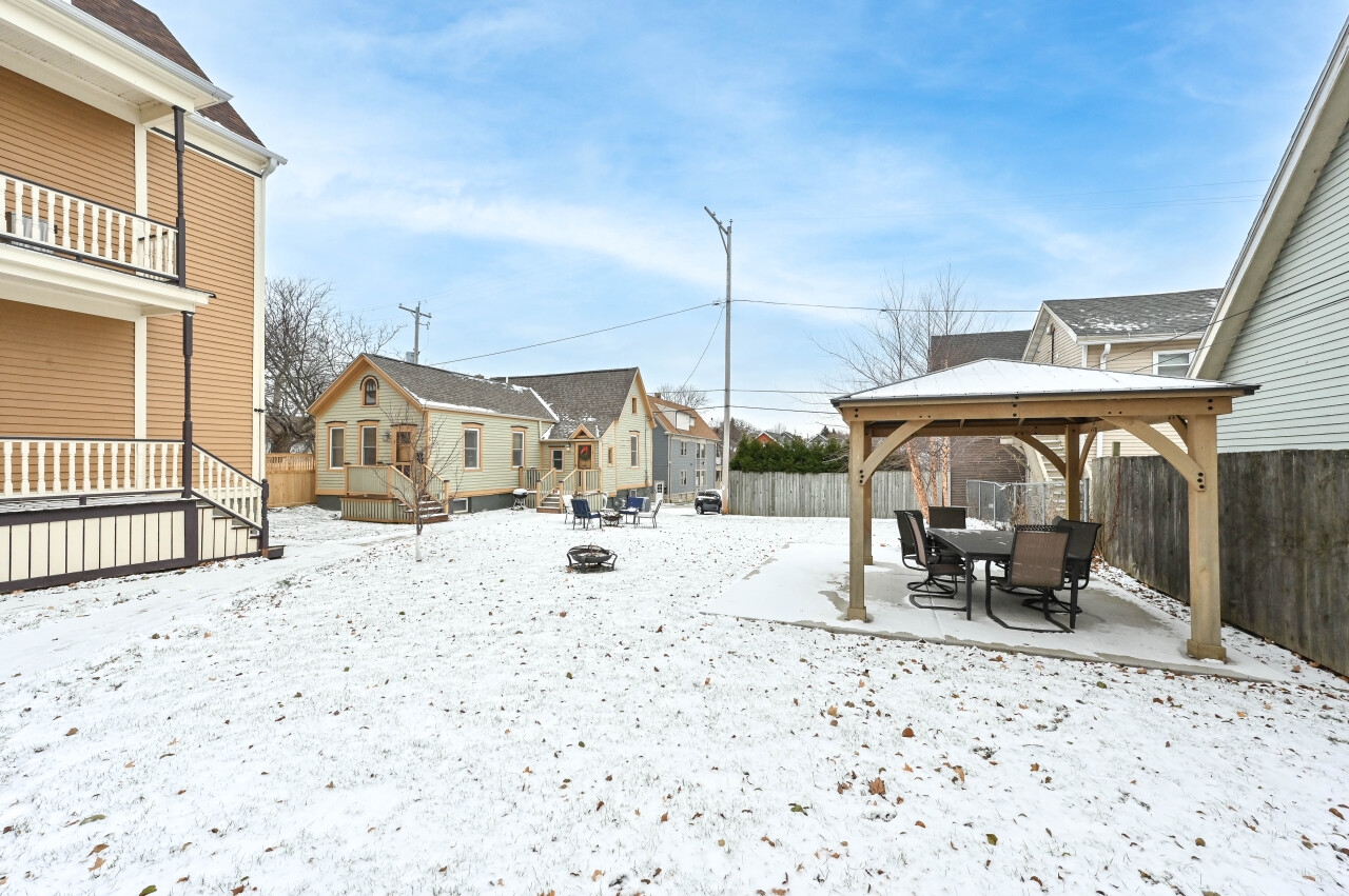 2012 N Palmer St
