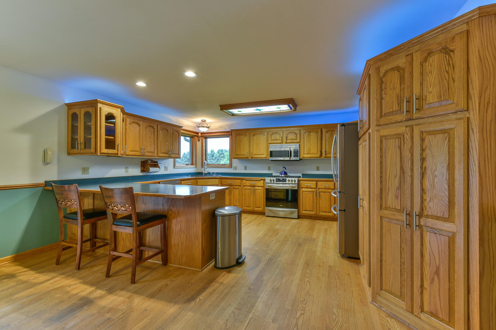 306 Castle Cove Way