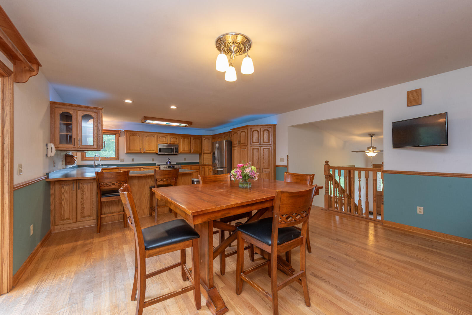 306 Castle Cove Way