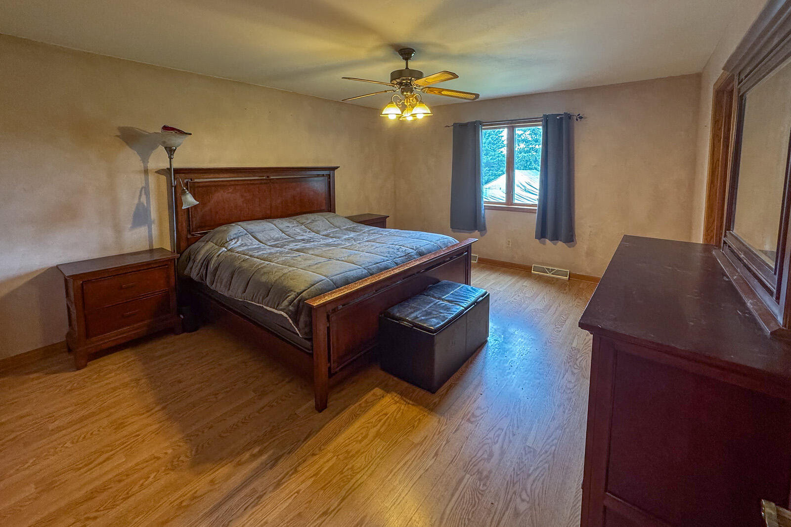306 Castle Cove Way