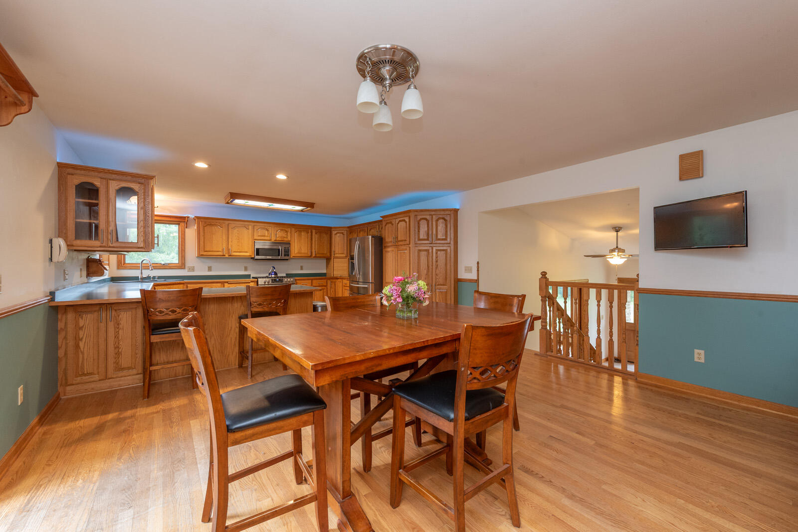 306 Castle Cove Way