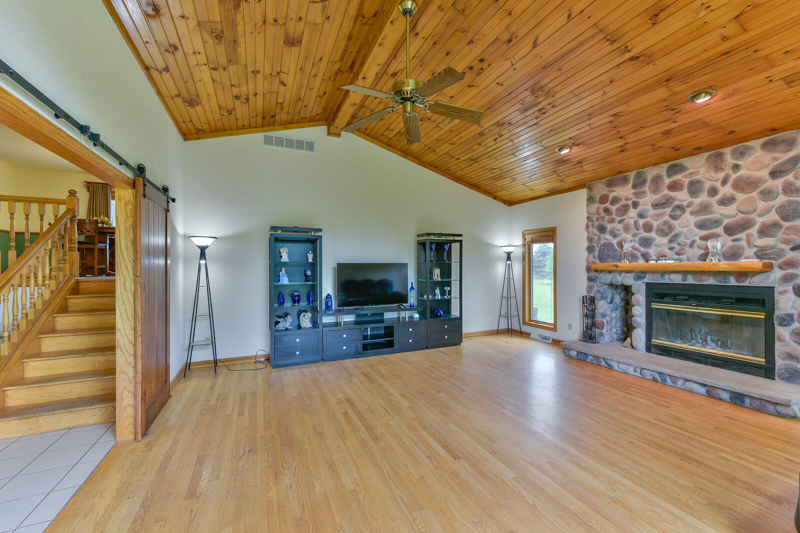 306 Castle Cove Way