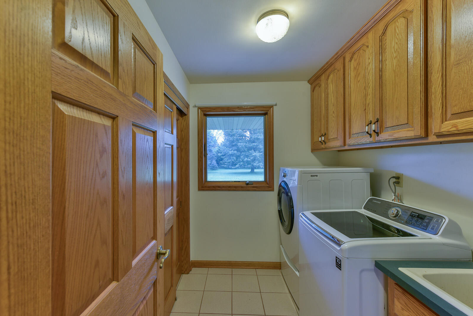 306 Castle Cove Way