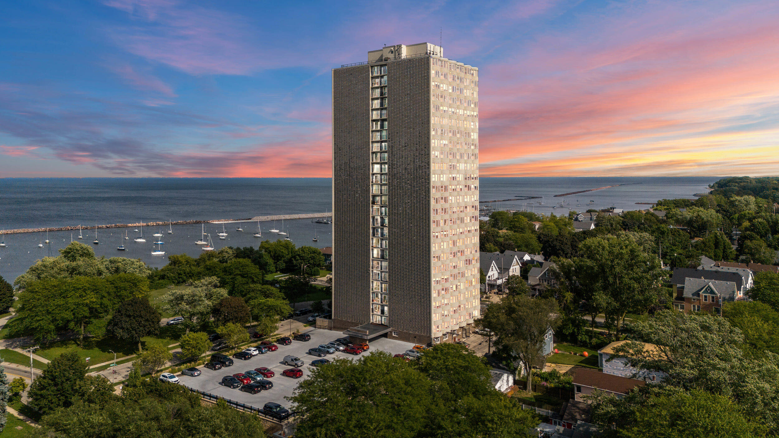 2525 S Shore Dr Unit: 14C