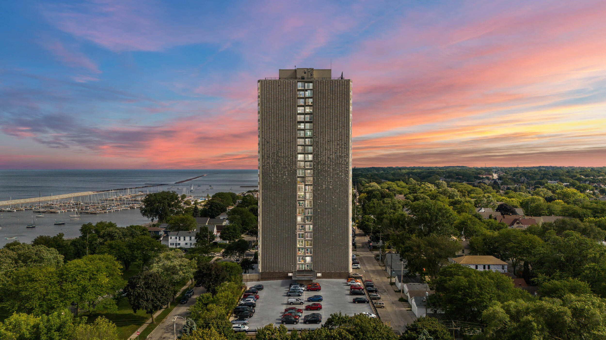 2525 S Shore Dr Unit: 14C