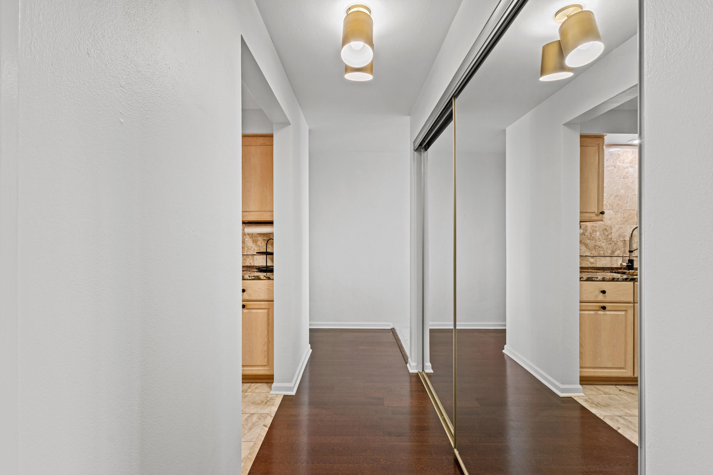 2525 S Shore Dr Unit: 14C