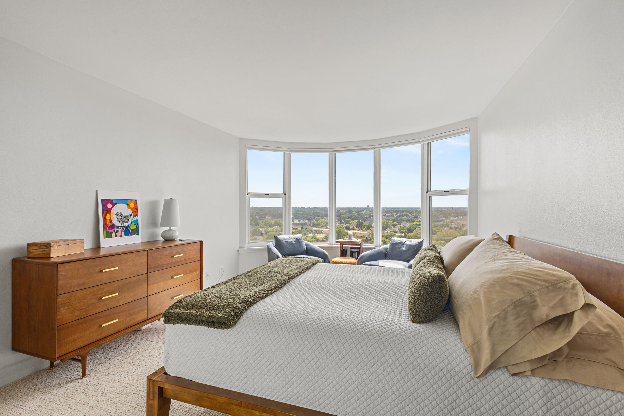 2525 S Shore Dr Unit: 14C