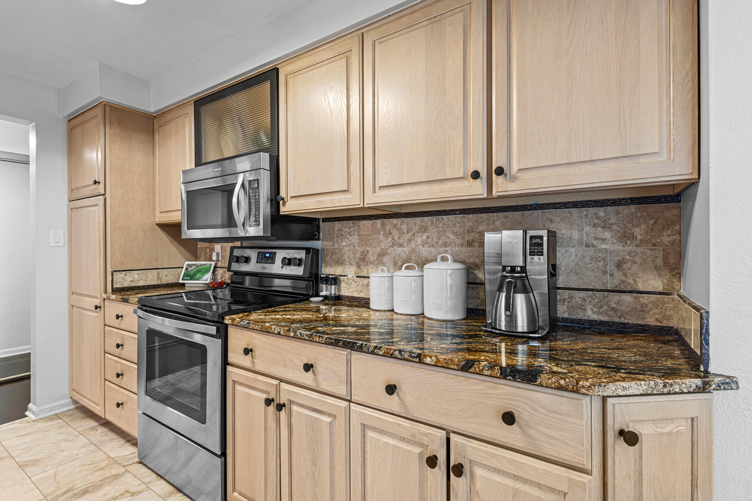 2525 S Shore Dr Unit: 14C