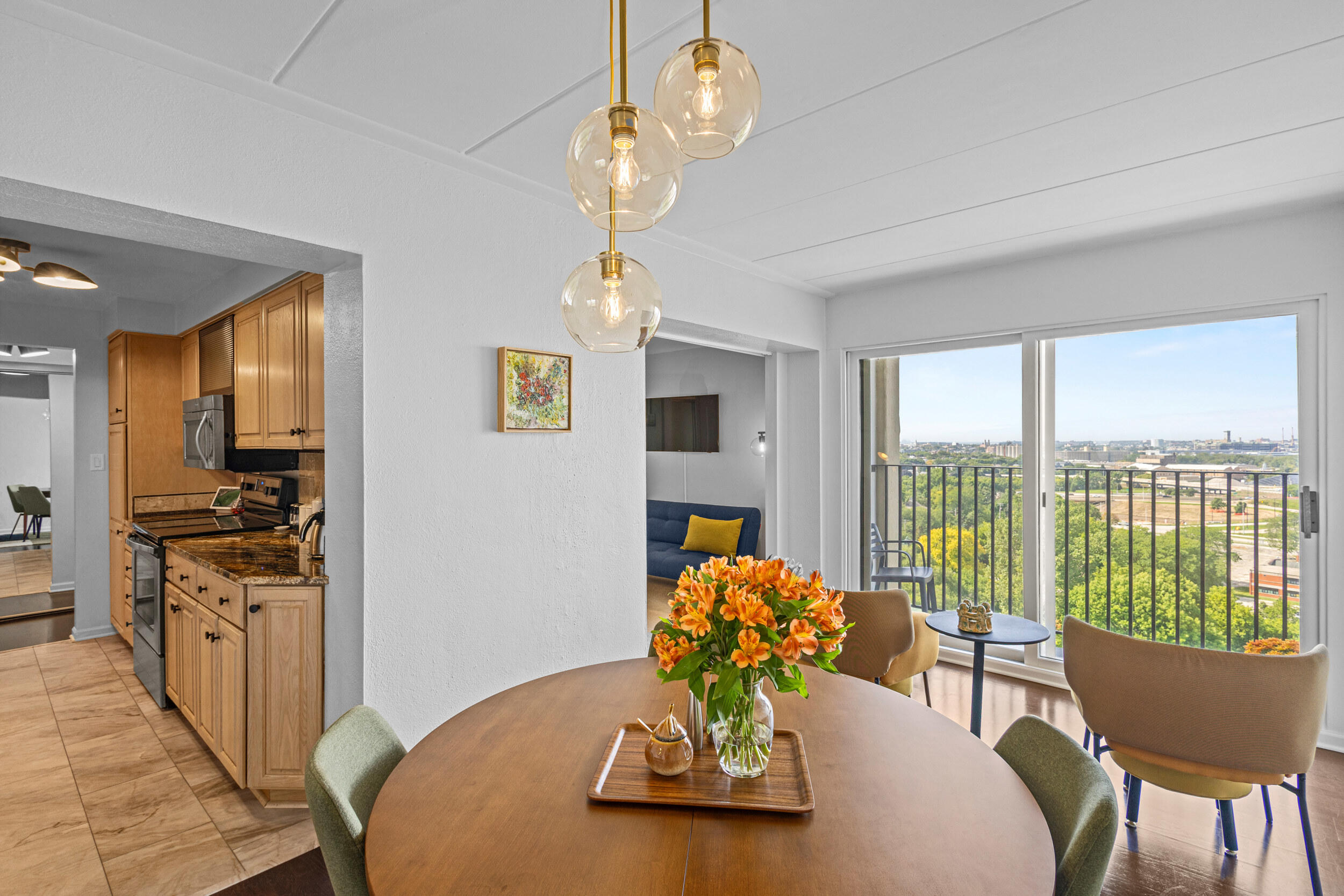 2525 S Shore Dr Unit: 14C