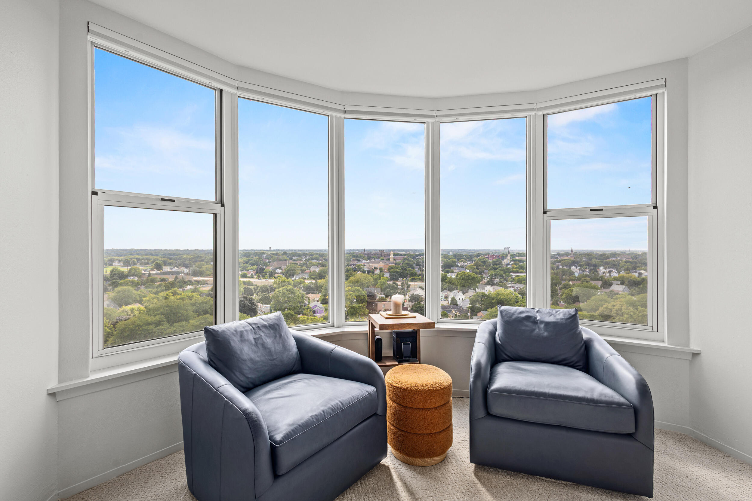 2525 S Shore Dr Unit: 14C