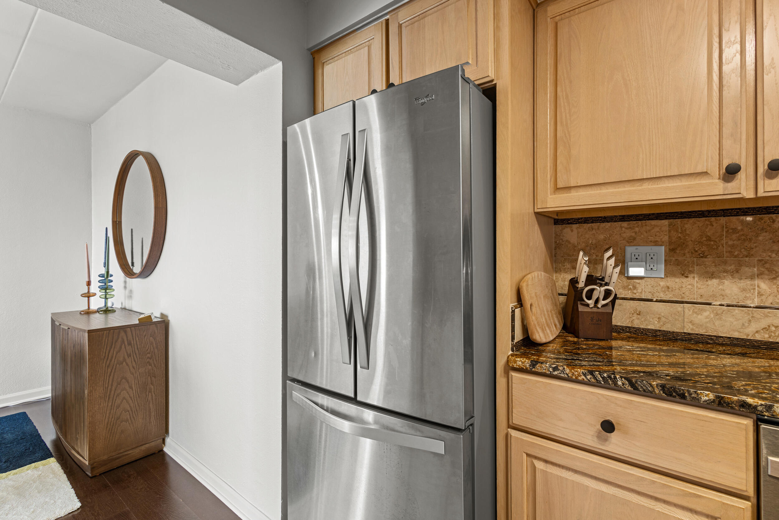 2525 S Shore Dr Unit: 14C