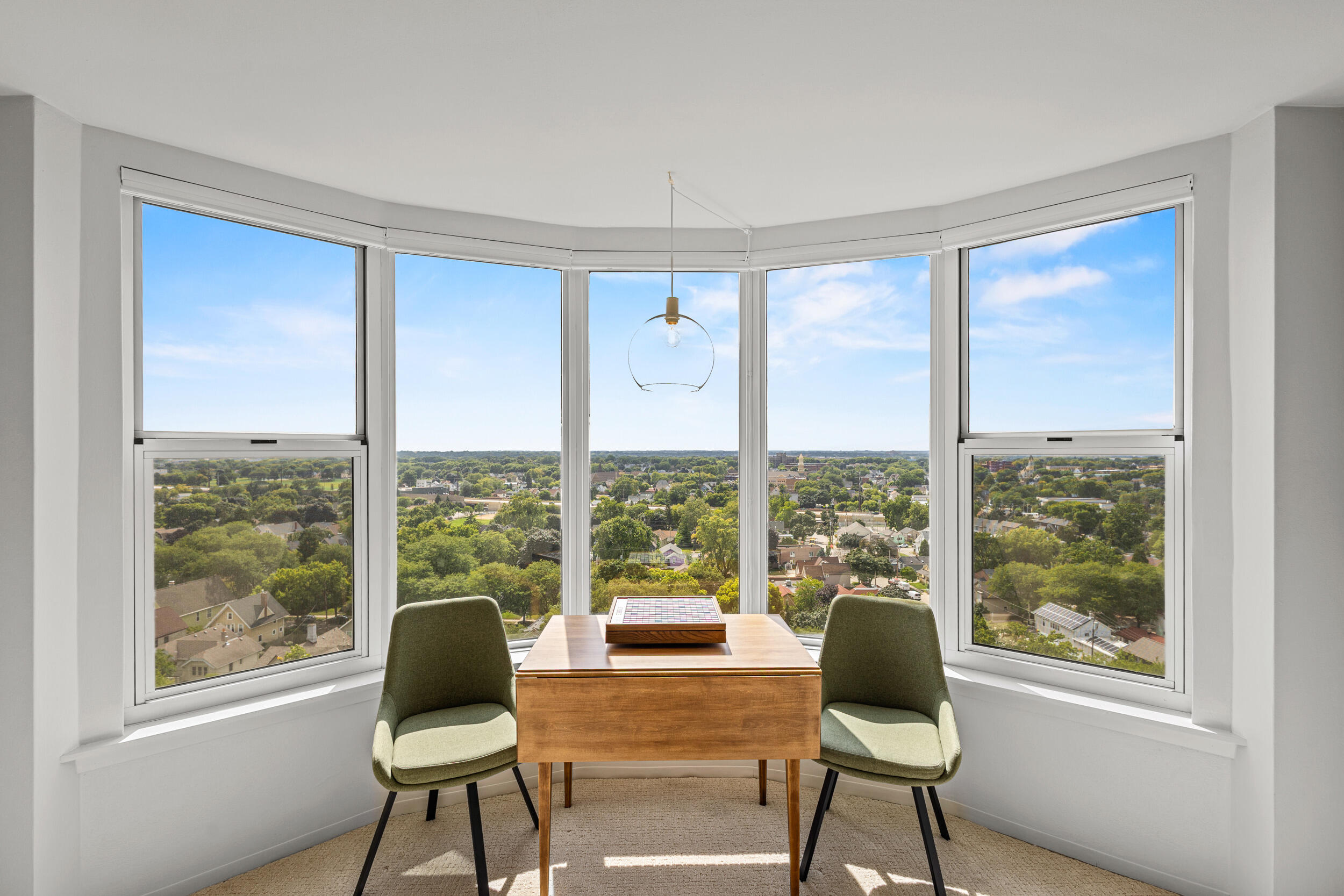 2525 S Shore Dr Unit: 14C