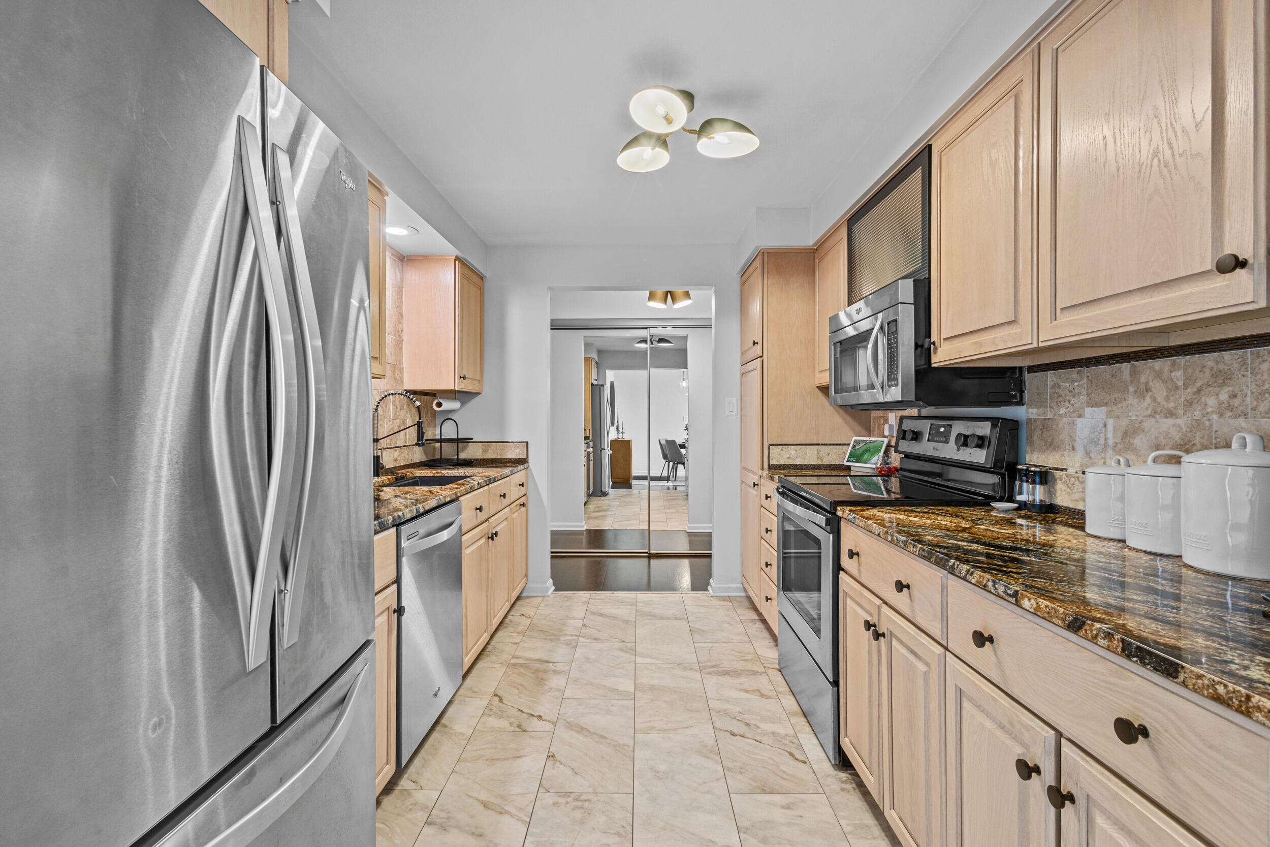 2525 S Shore Dr Unit: 14C