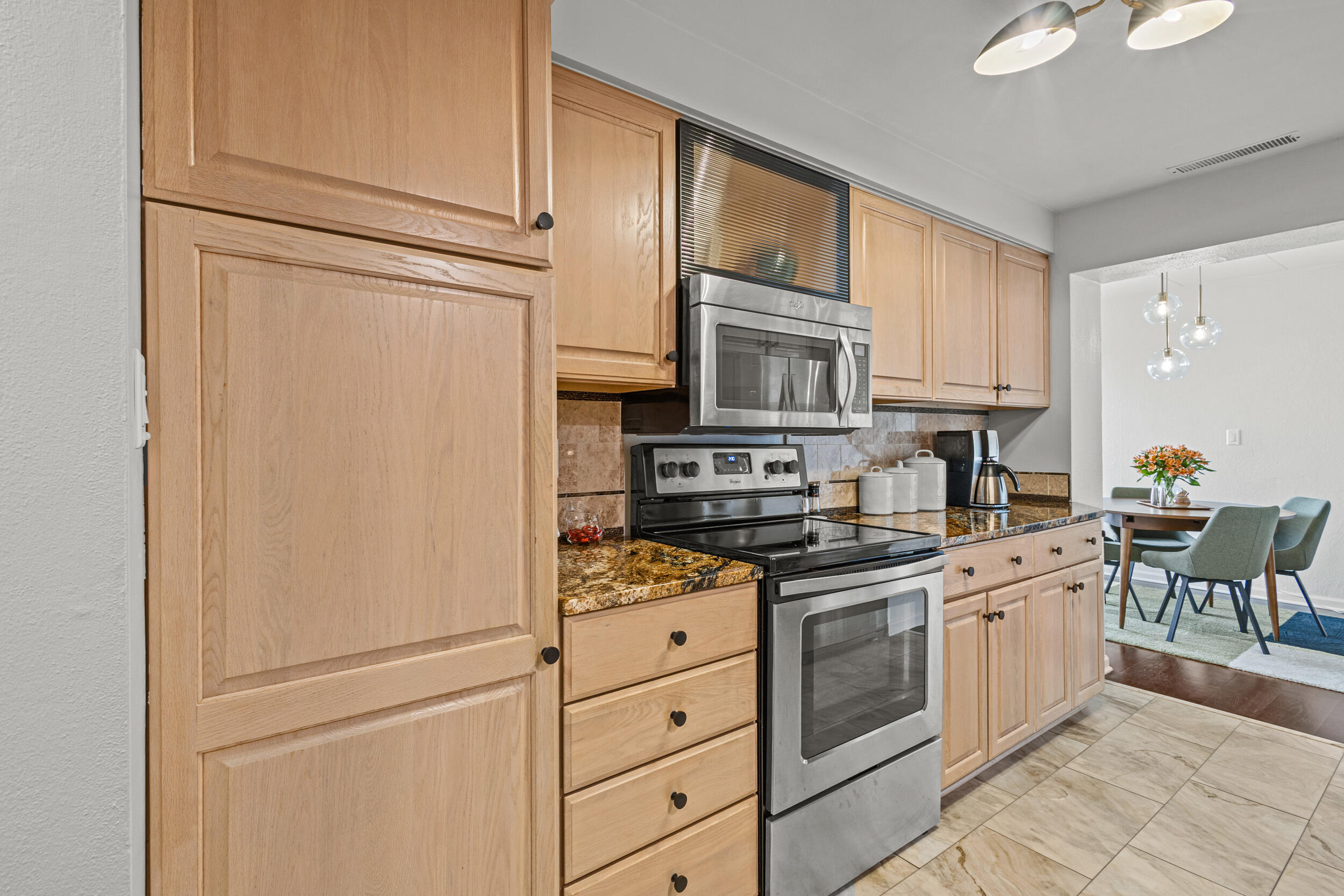 2525 S Shore Dr Unit: 14C