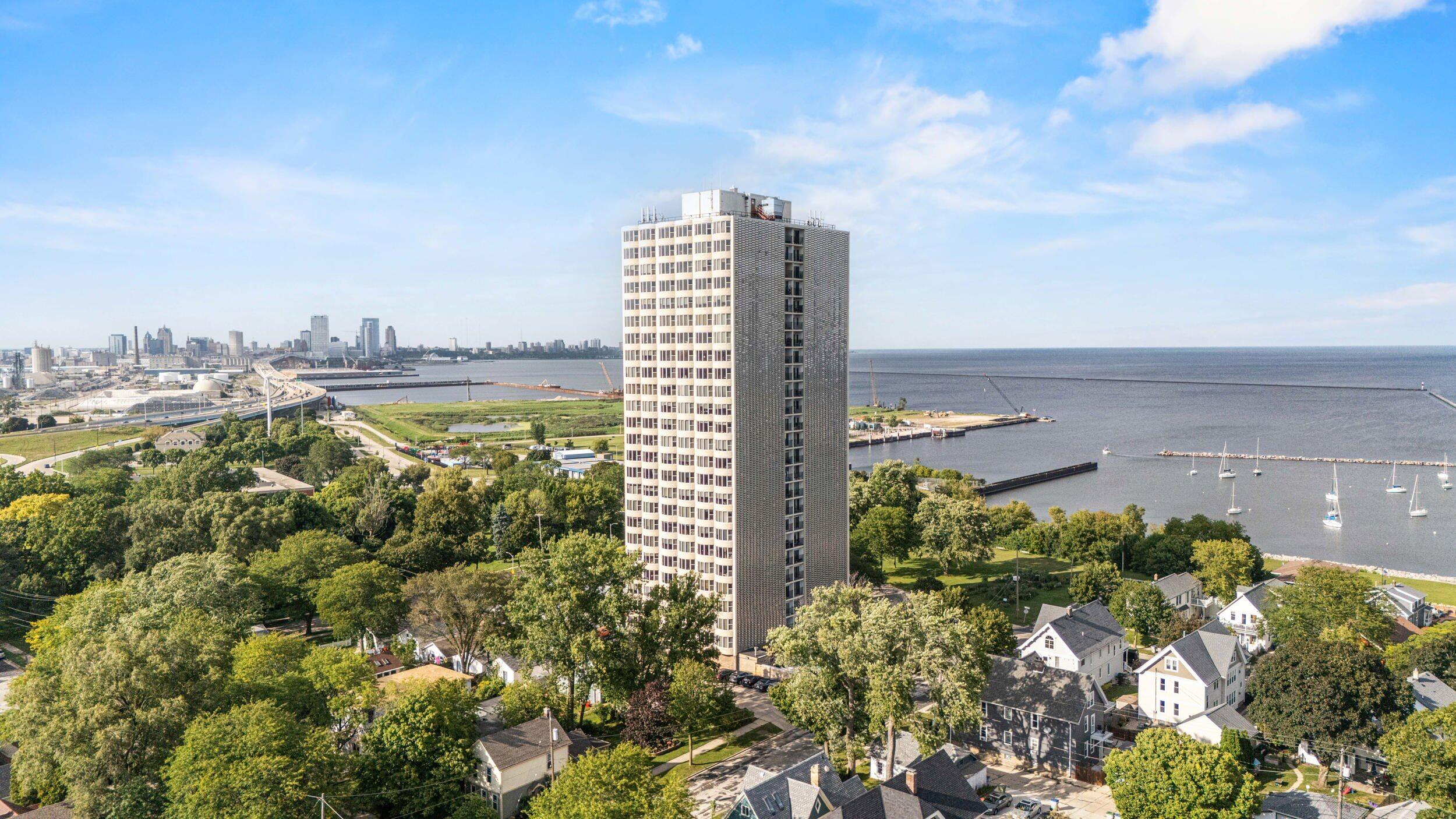 2525 S Shore Dr Unit: 14C