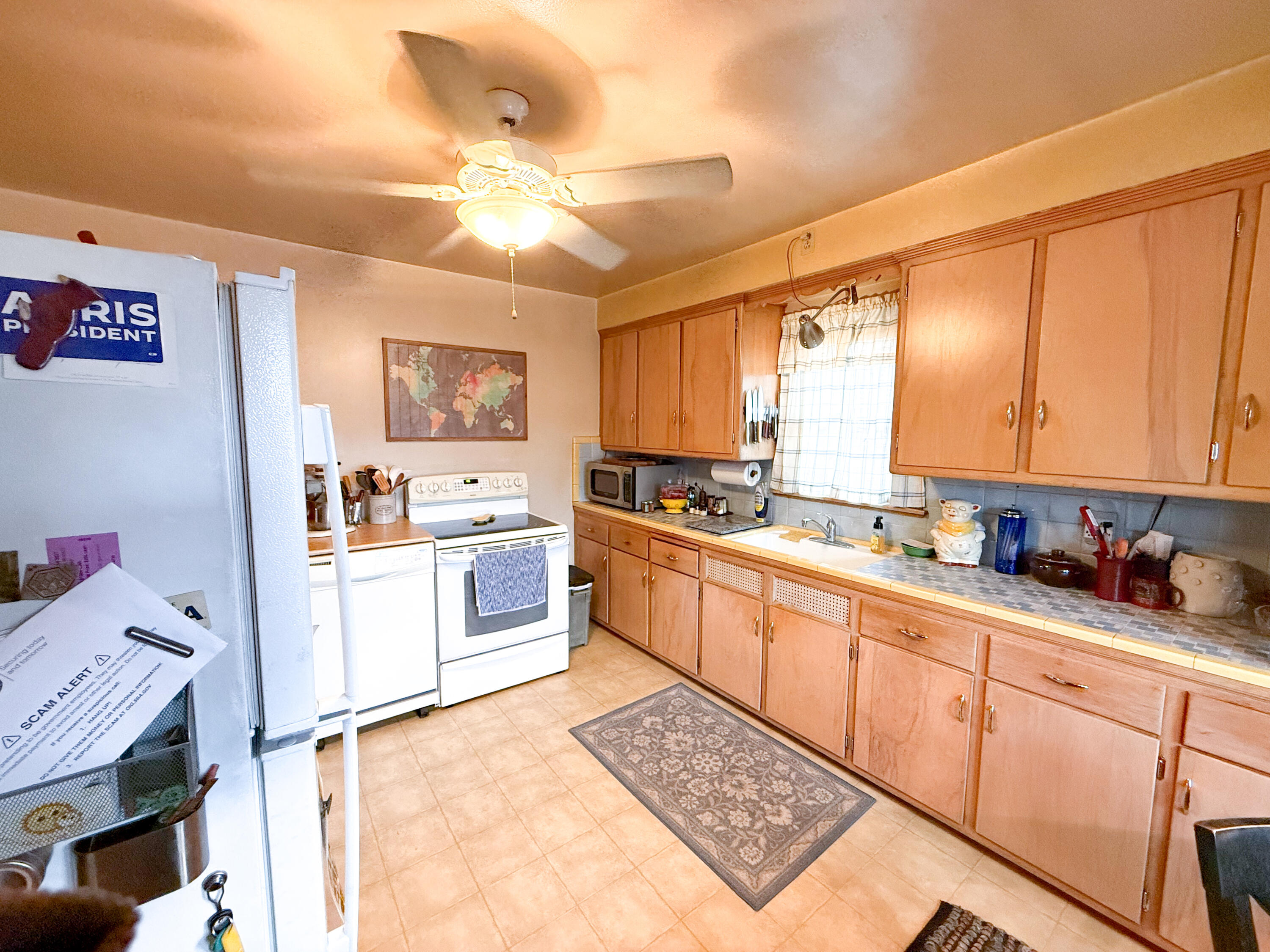 2787 N Sholes Ave Unit: 2789