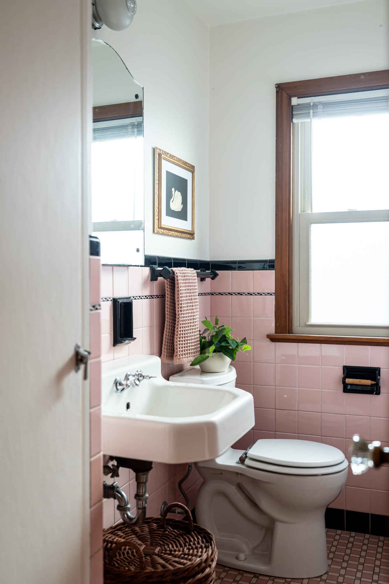 2787 N Sholes Ave Unit: 2789