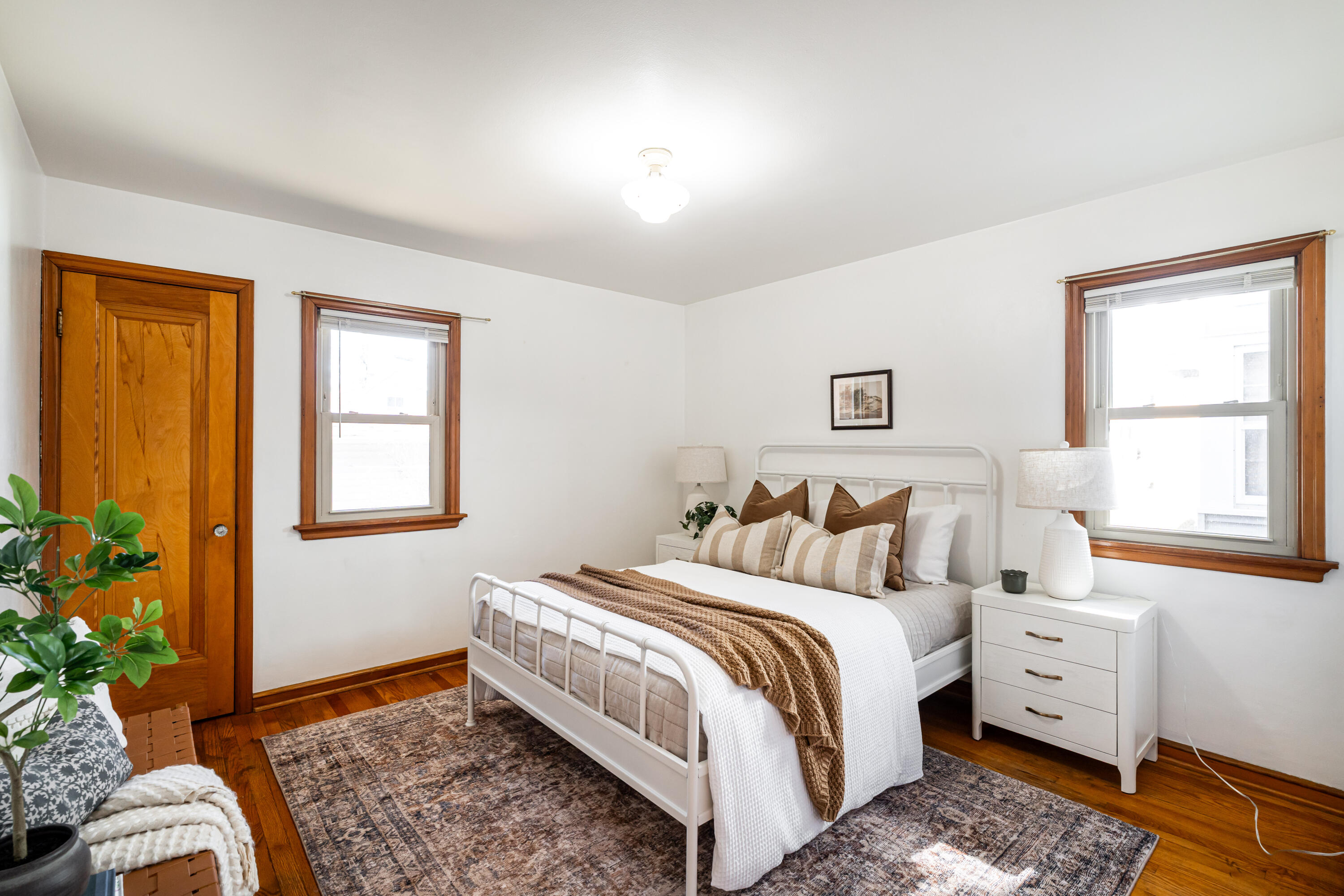 2787 N Sholes Ave Unit: 2789