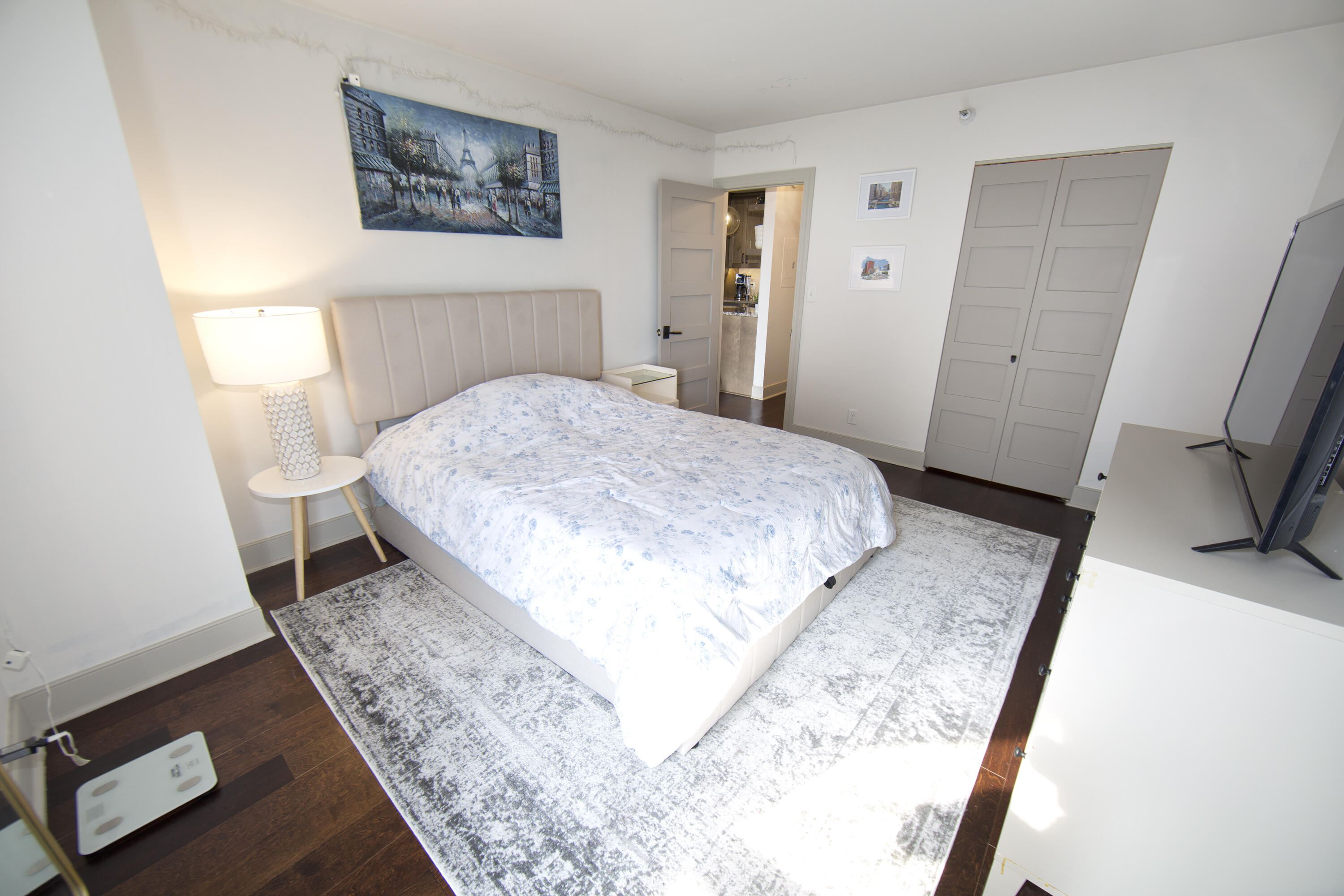 1660 N Prospect Ave Unit: 1206