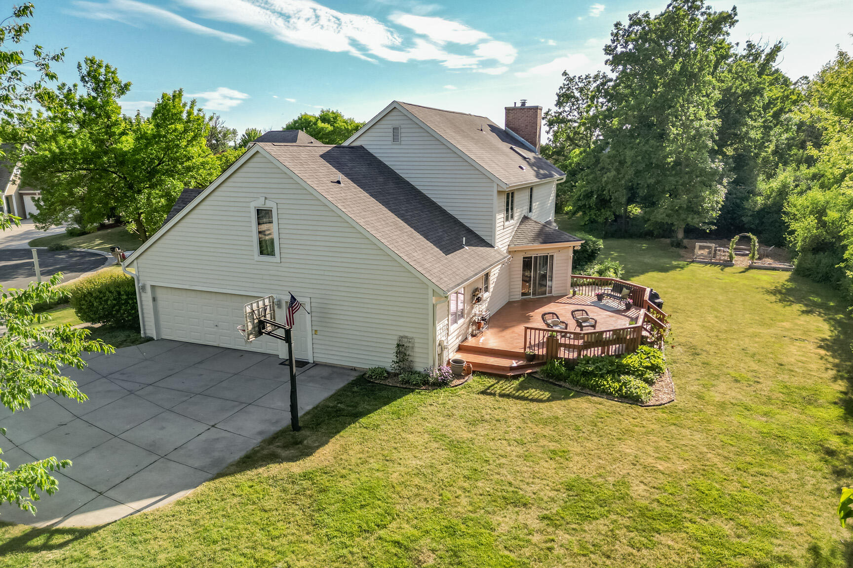 W159N7482 Pinewood Cir