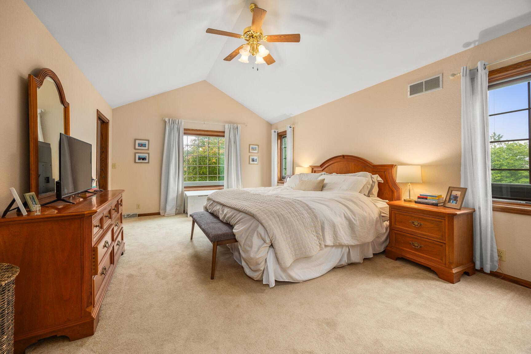 W159N7482 Pinewood Cir