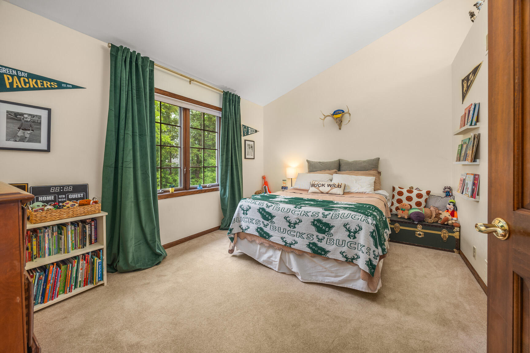 W159N7482 Pinewood Cir