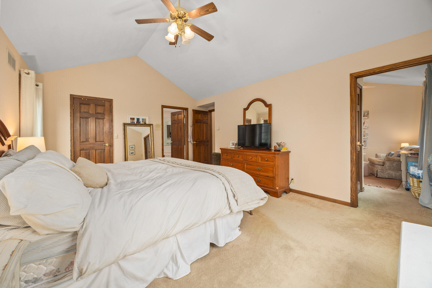 W159N7482 Pinewood Cir