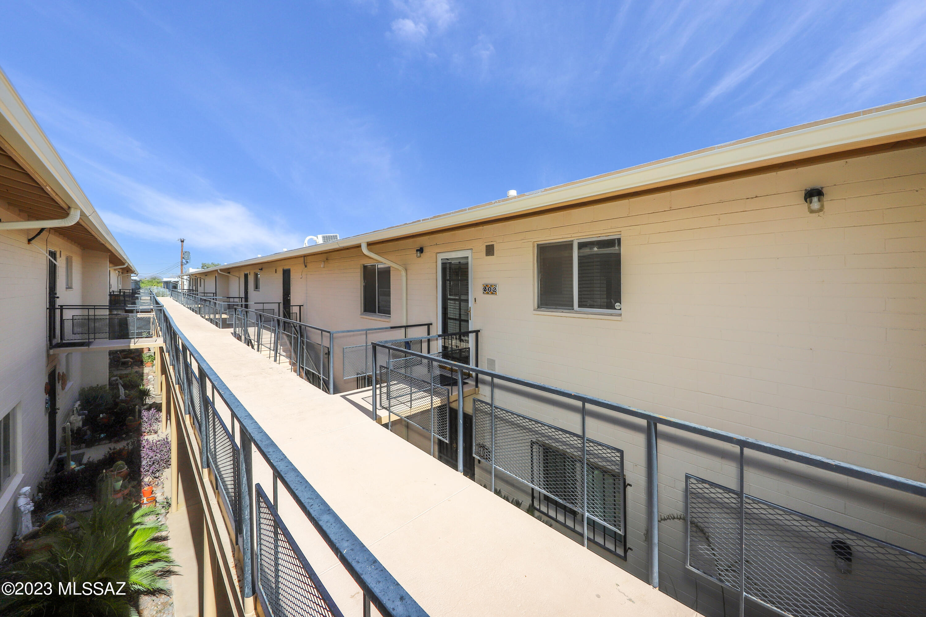 1776 S Palo Verde Avenue Unit: M202