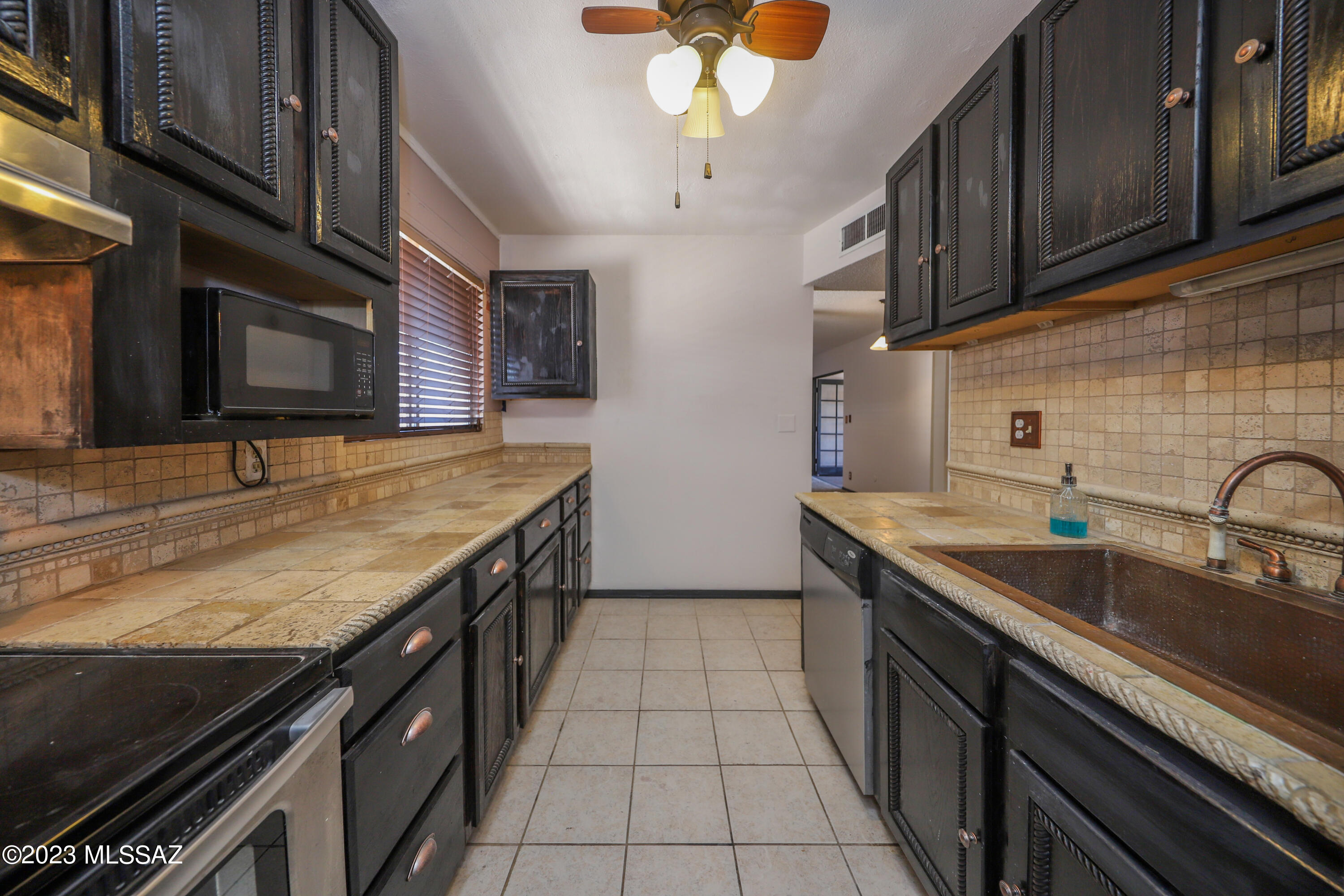 1776 S Palo Verde Avenue Unit: M202