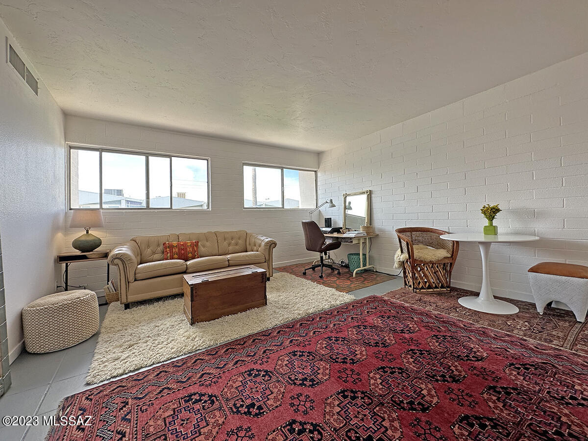 1776 S Palo Verde Avenue Unit: N 214