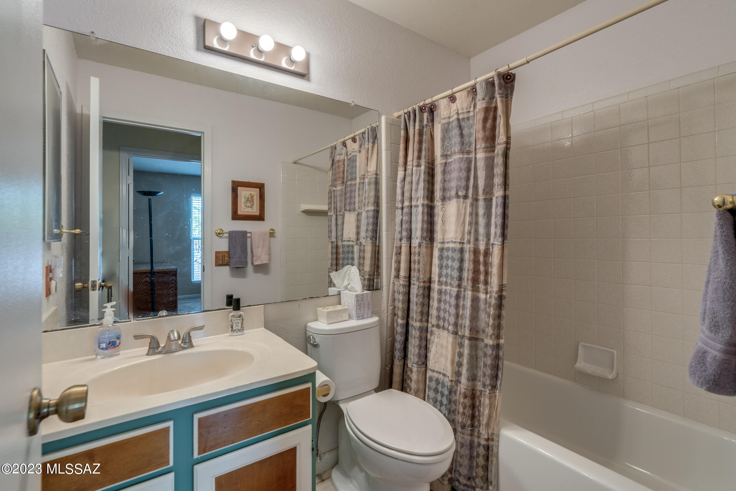 2321 N Saddlewood Ranch Drive