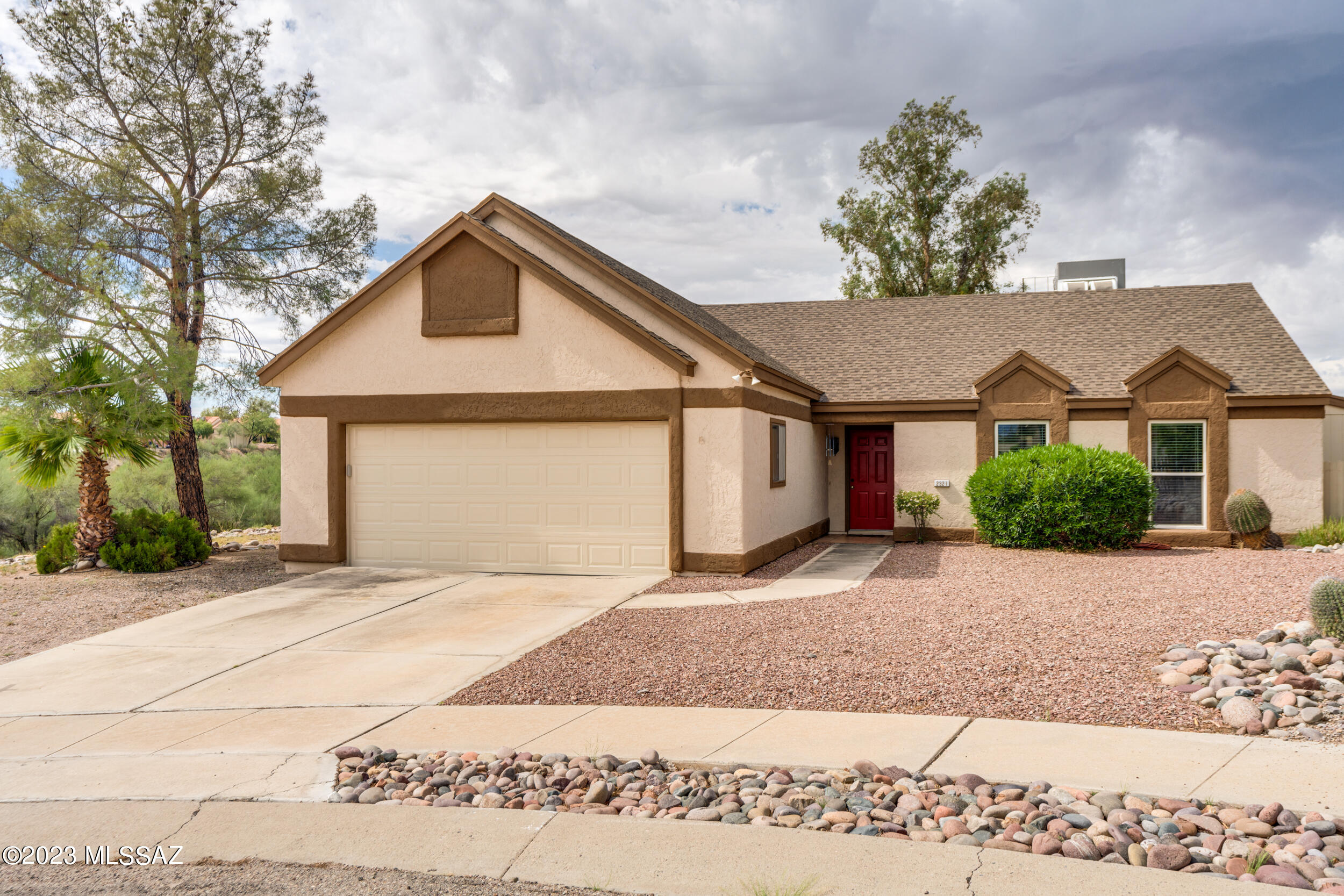 2321 N Saddlewood Ranch Drive