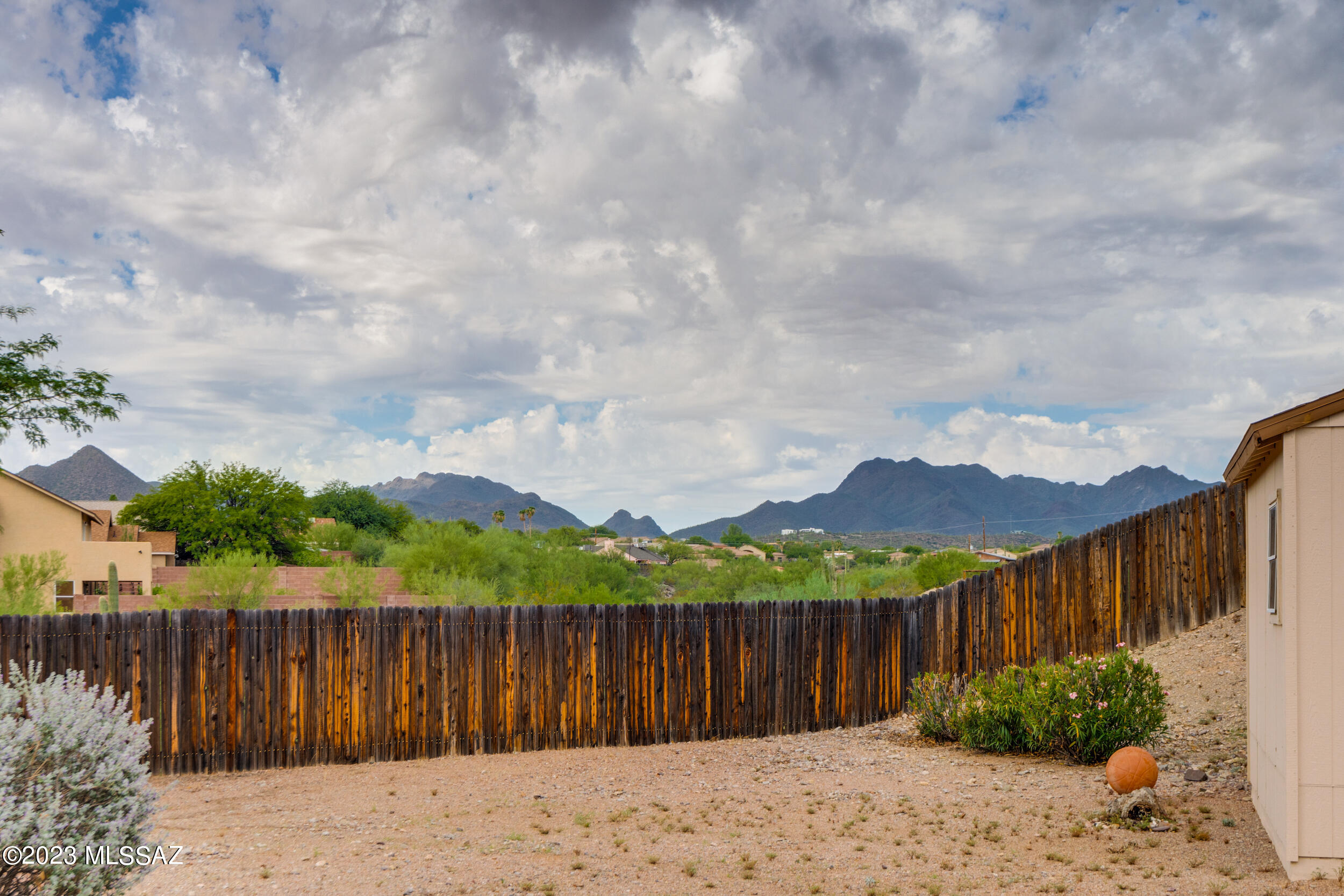 2321 N Saddlewood Ranch Drive