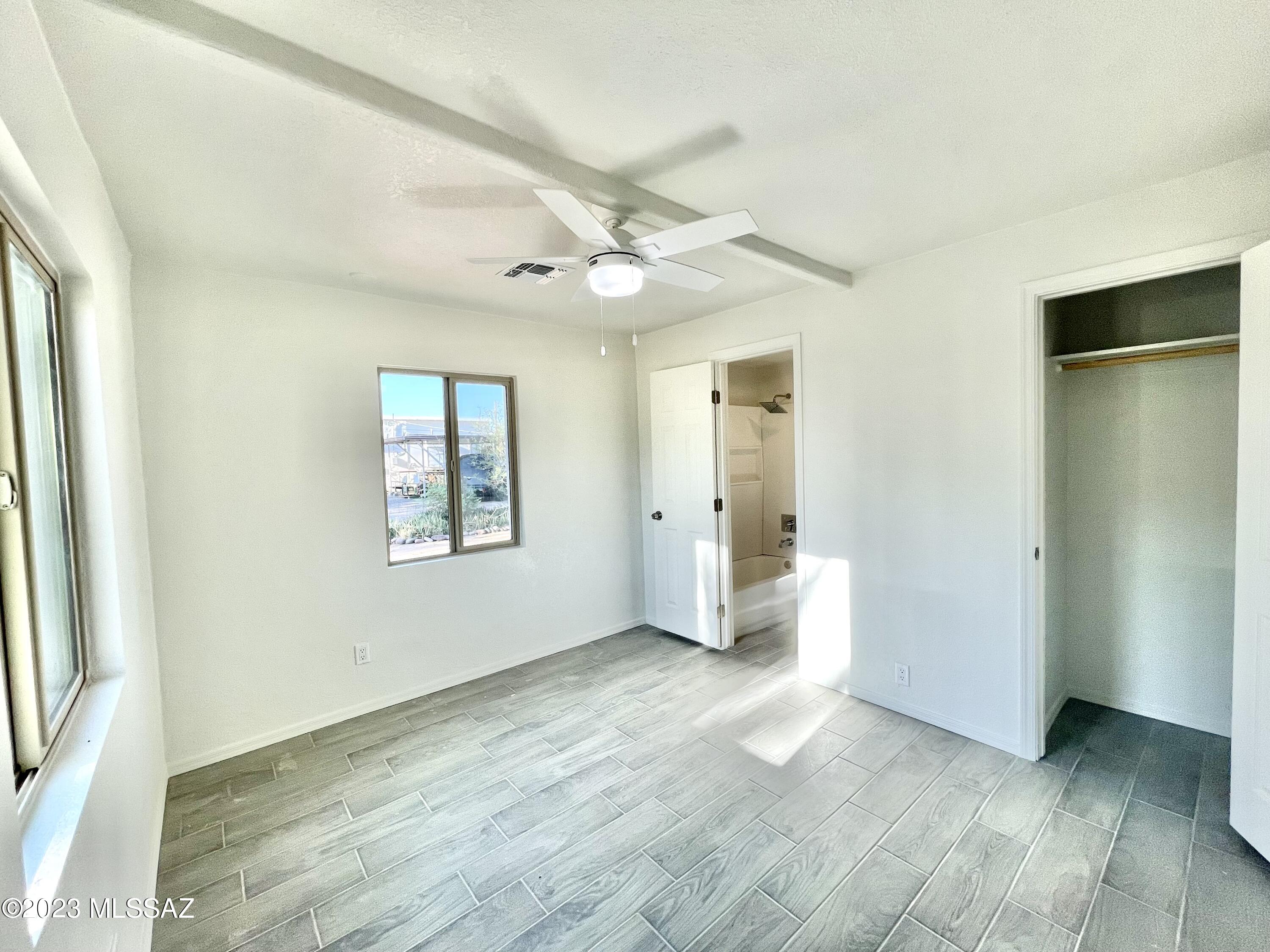 2225 N Fair Oaks Avenue