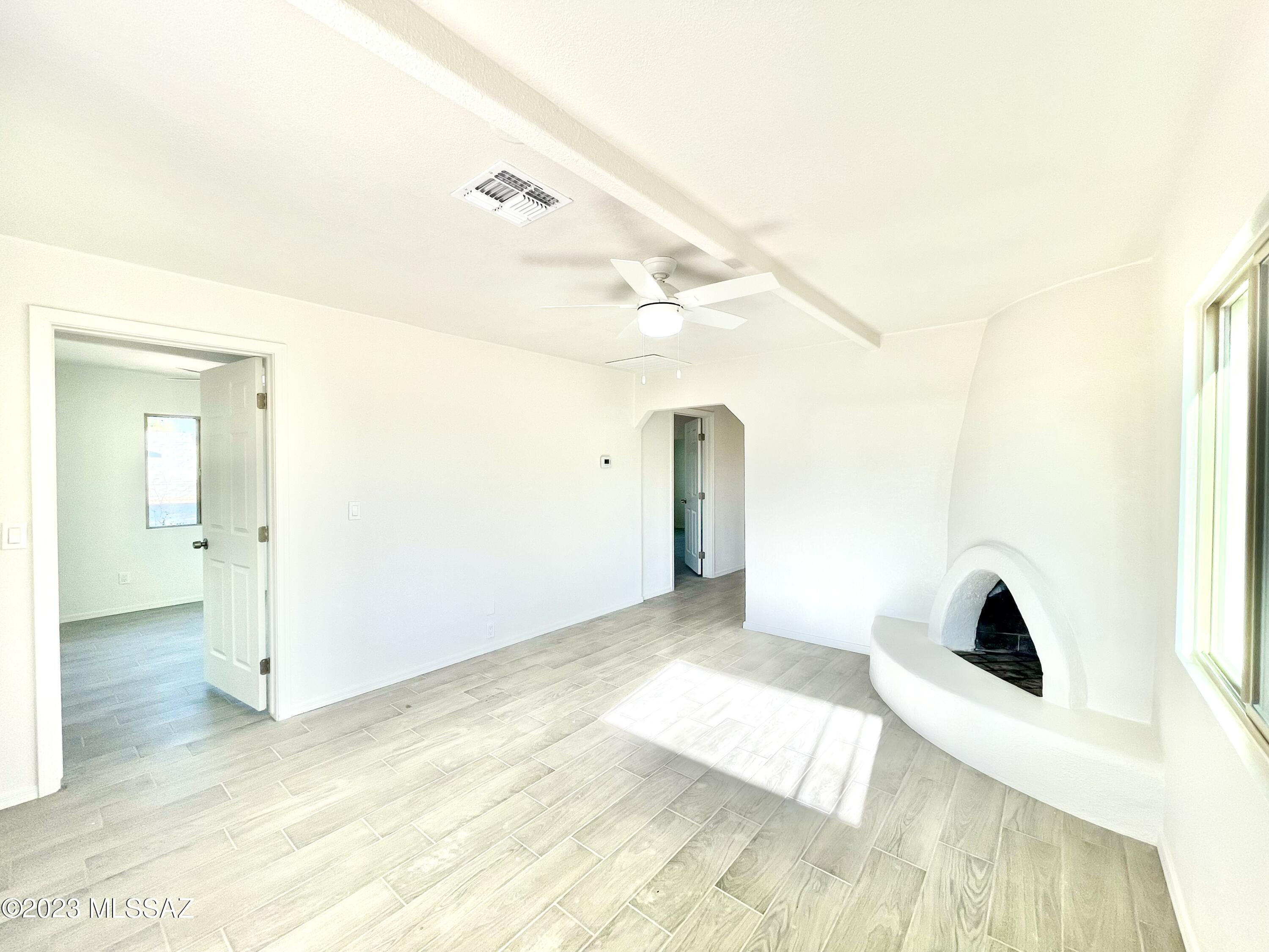 2225 N Fair Oaks Avenue