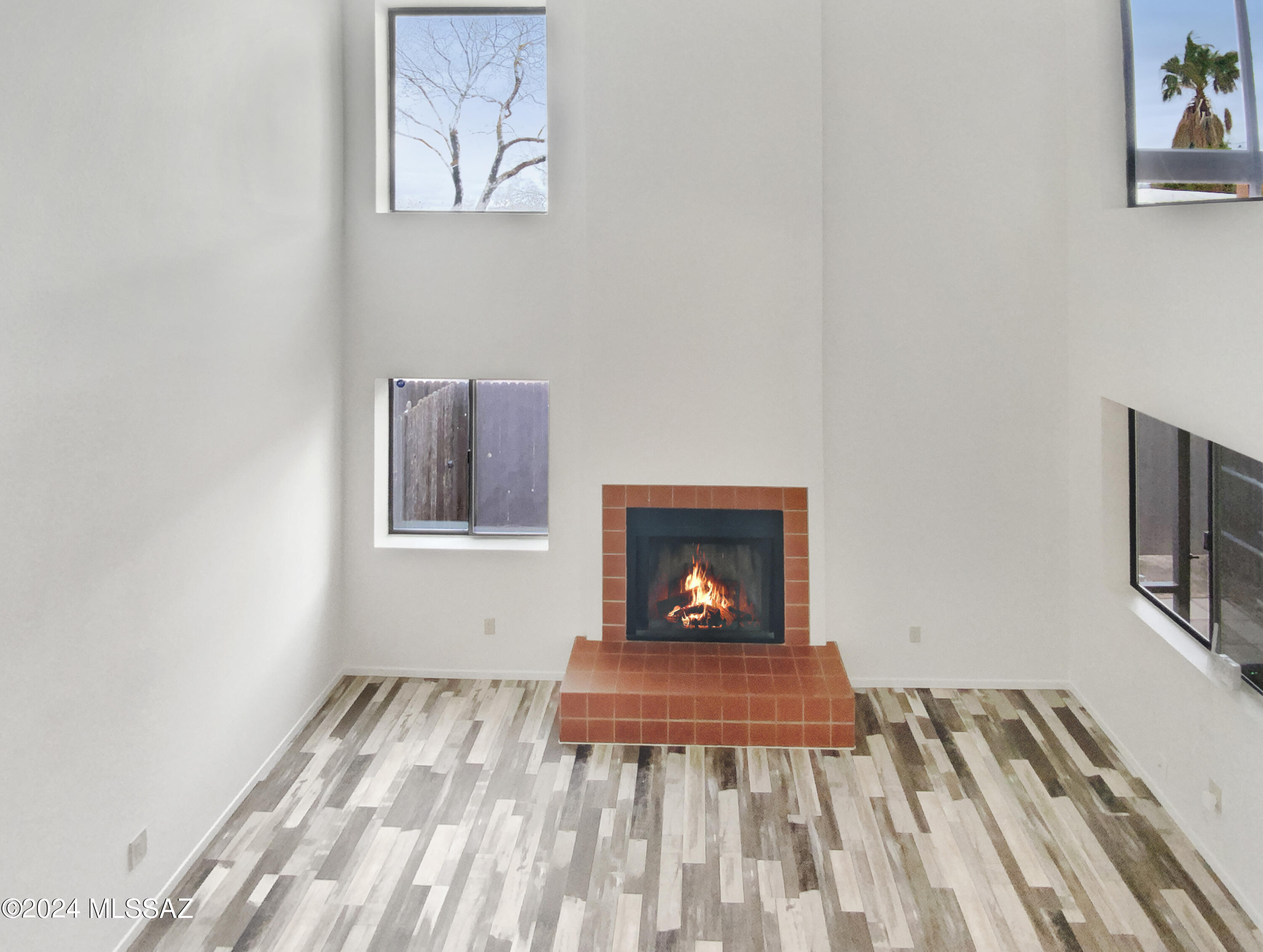 1949 N Swan Road Unit: 9