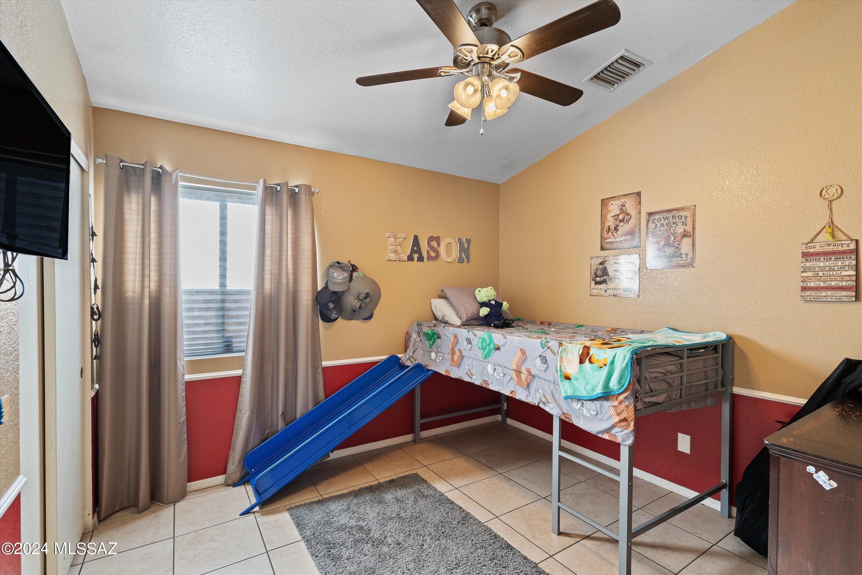 3336 W Wheatfield Place