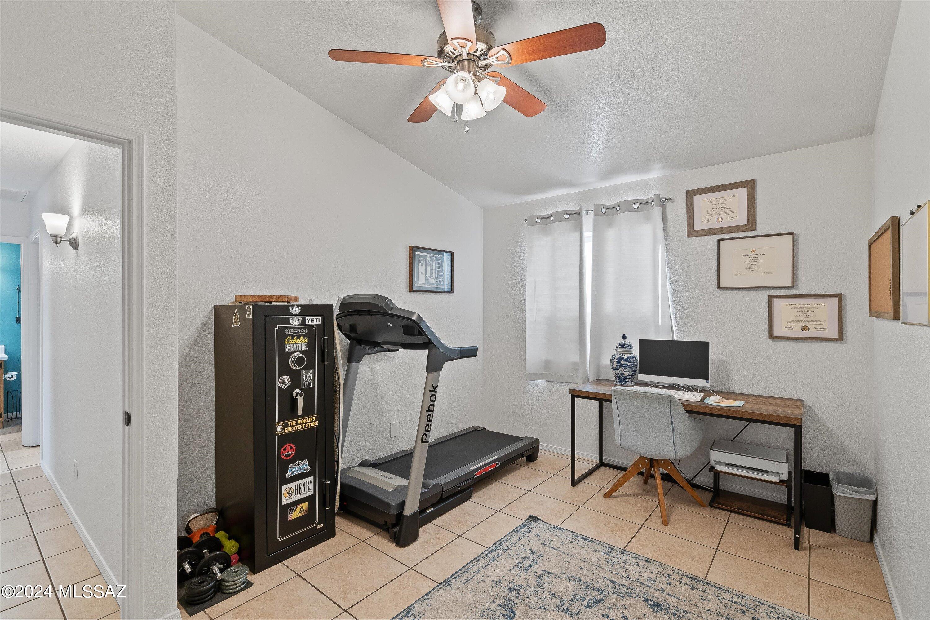 3336 W Wheatfield Place